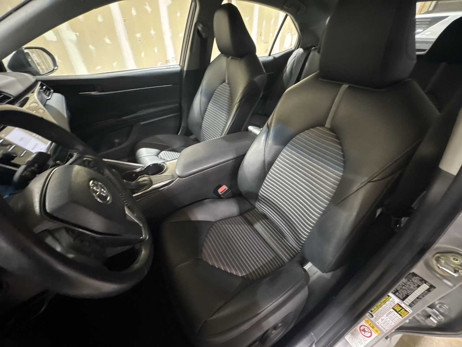 Thumbnail: 2018 Toyota Camry - 15