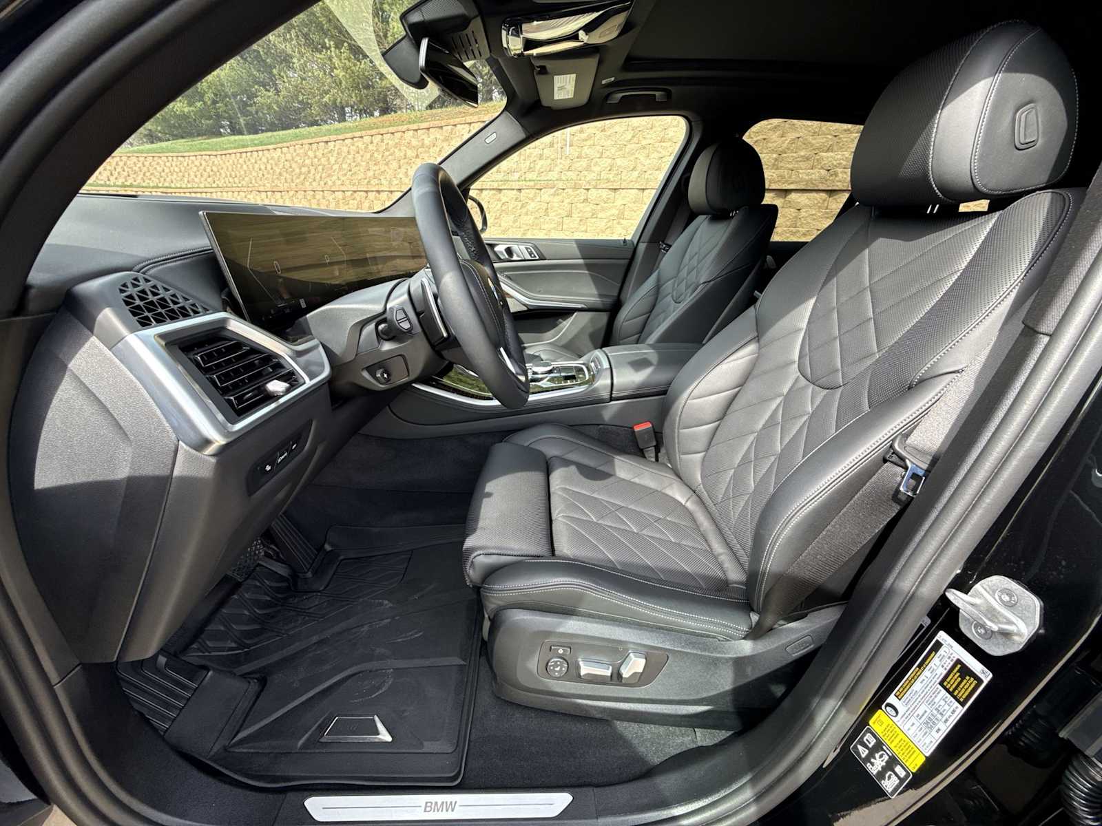 Thumbnail: 2024 BMW X5 - 10