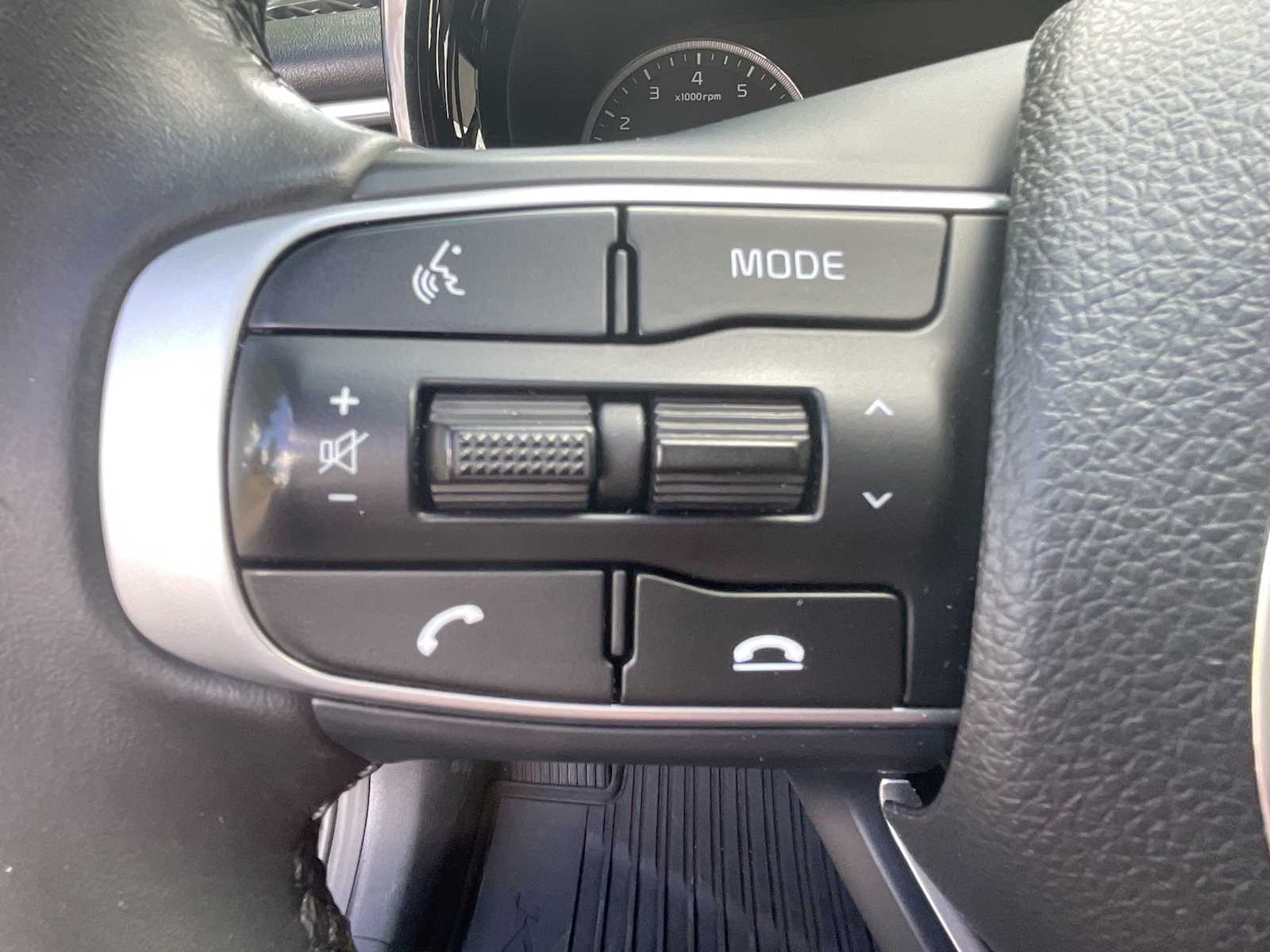 Thumbnail: 2023 Kia K5 - 24