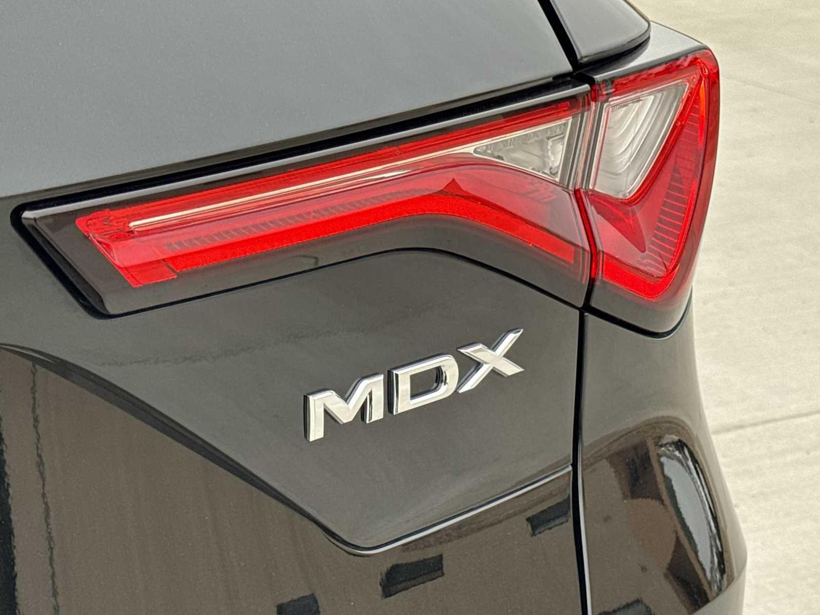 Thumbnail: 2023 Acura MDX - 13