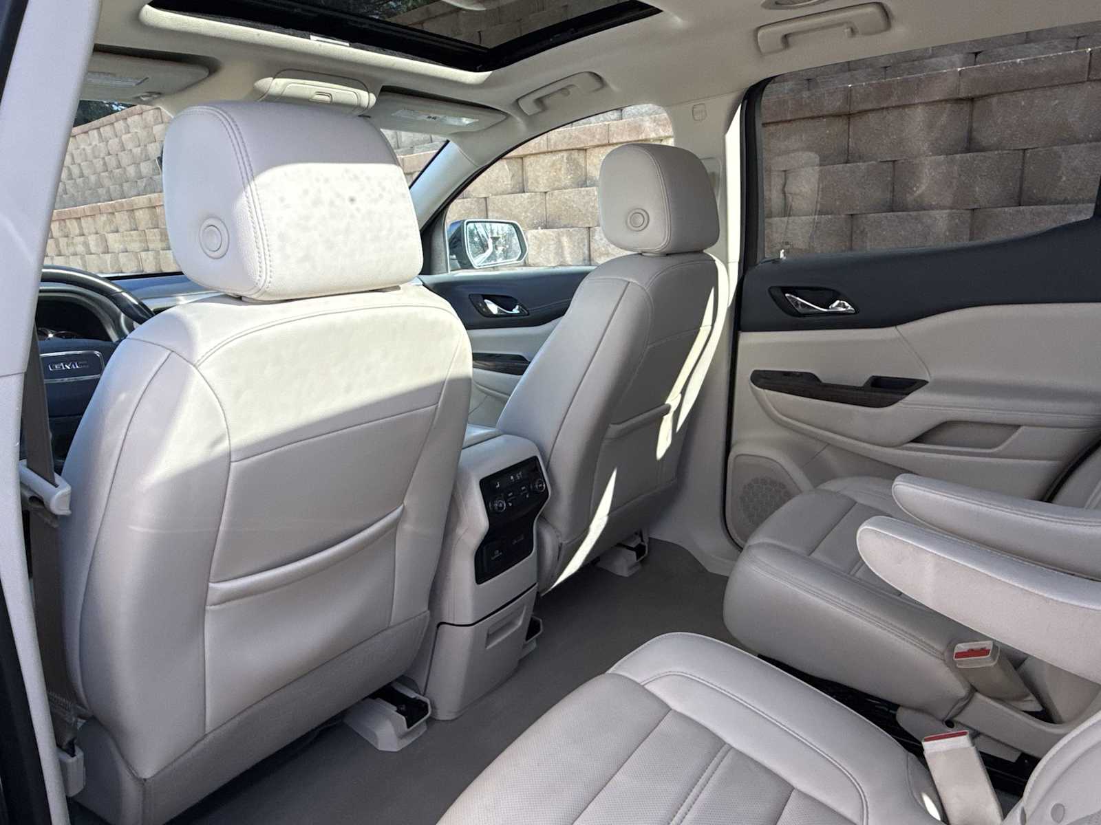 Thumbnail: 2021 GMC Acadia - 19