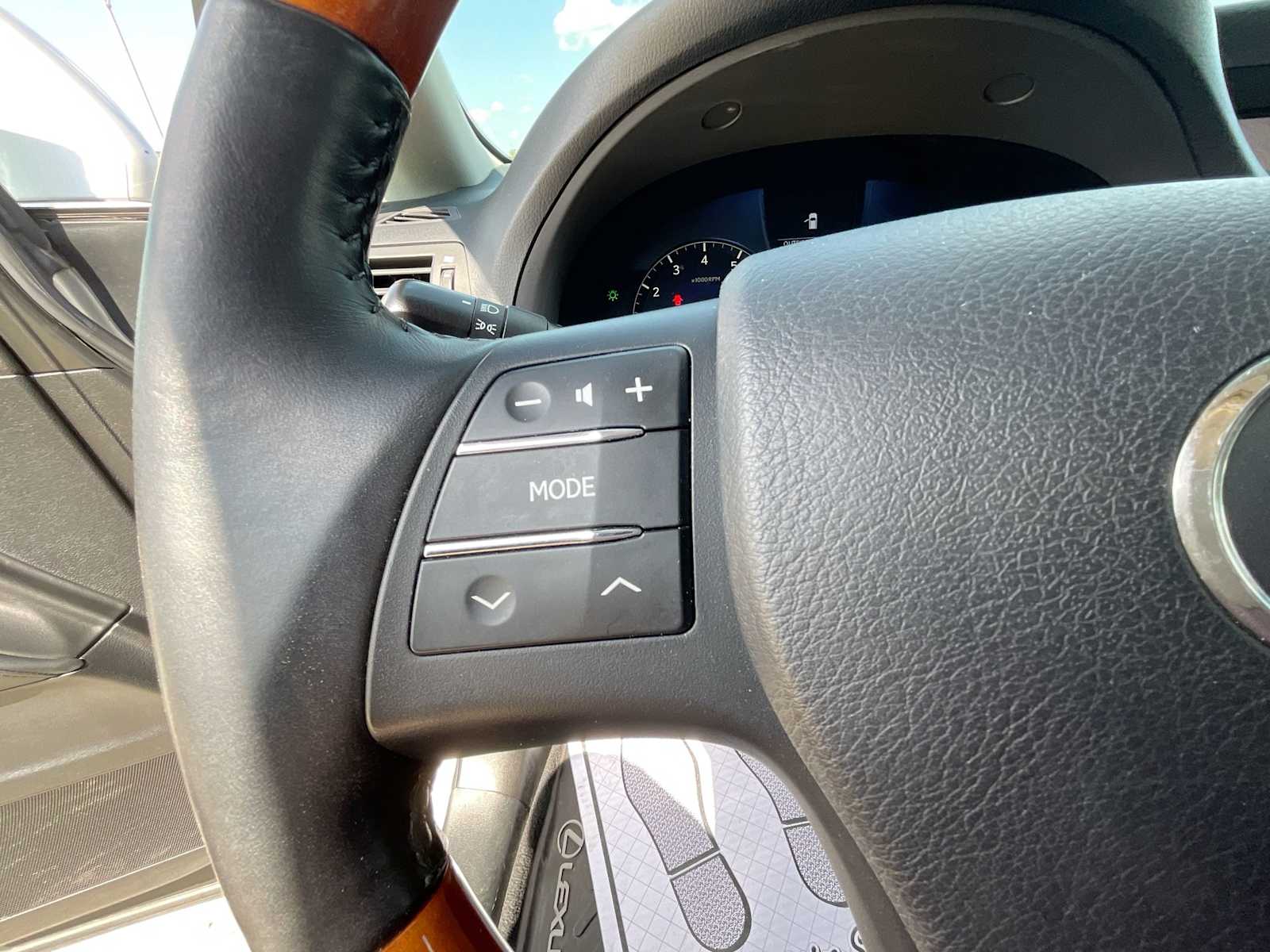 Thumbnail: 2012 Lexus RX - 26