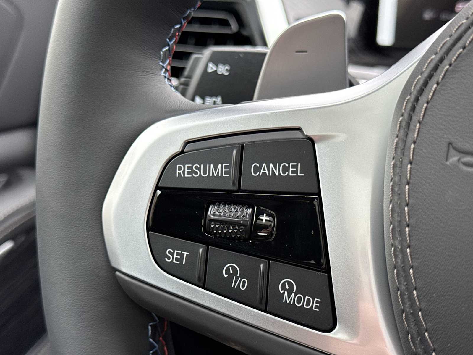 Thumbnail: 2026 BMW X7 - 26