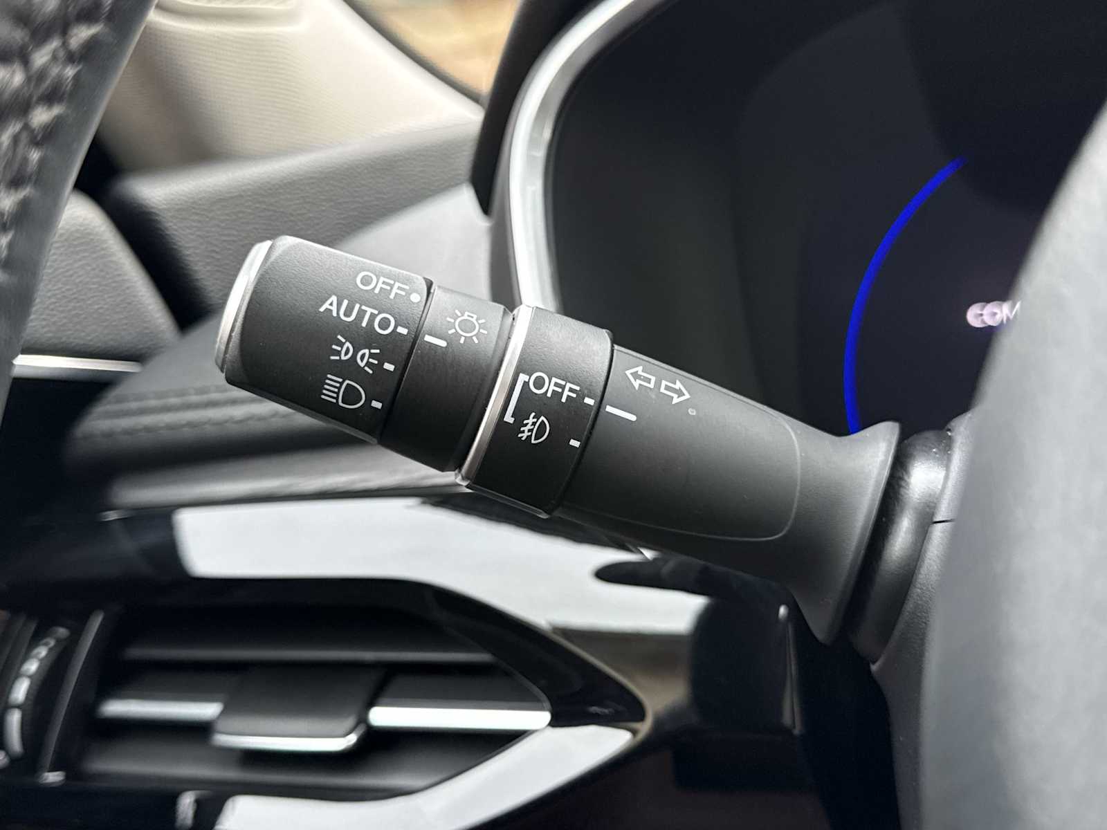 Thumbnail: 2023 Acura MDX - 29