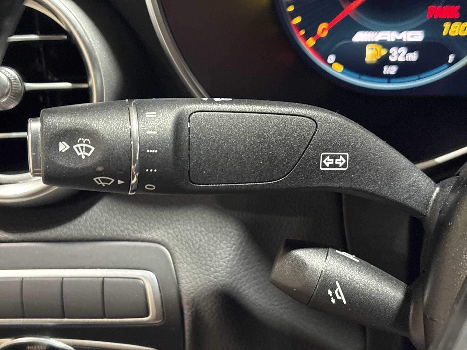 Thumbnail: 2022 Mercedes-Benz C-Class - 22