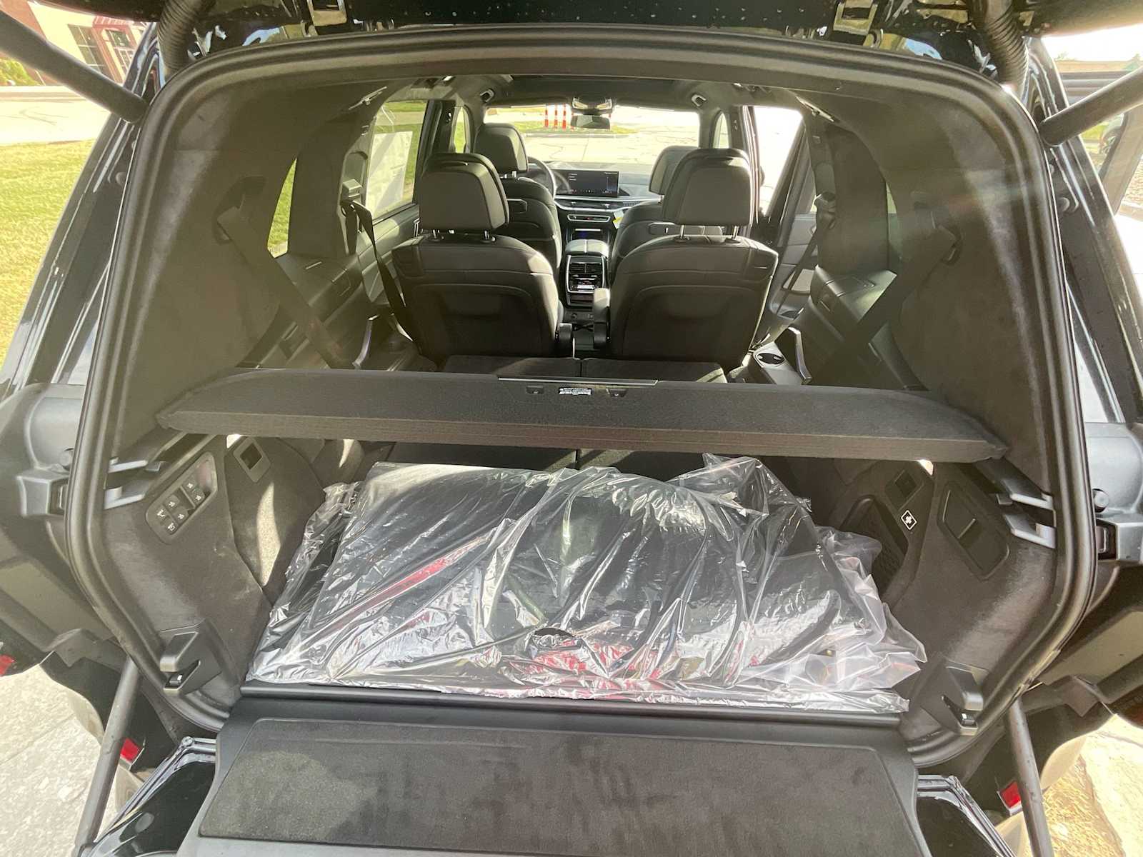 Thumbnail: 2026 BMW X7 - 37