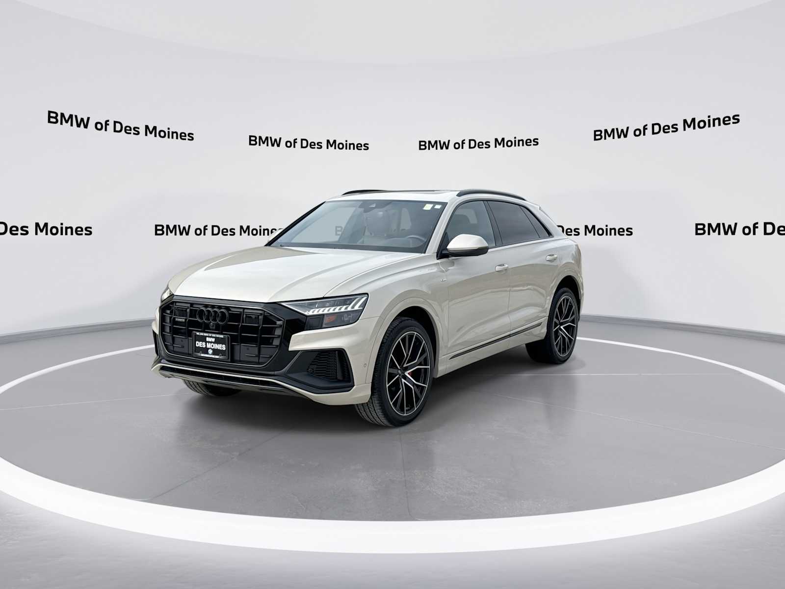 Thumbnail: 2022 Audi Q8 - 4