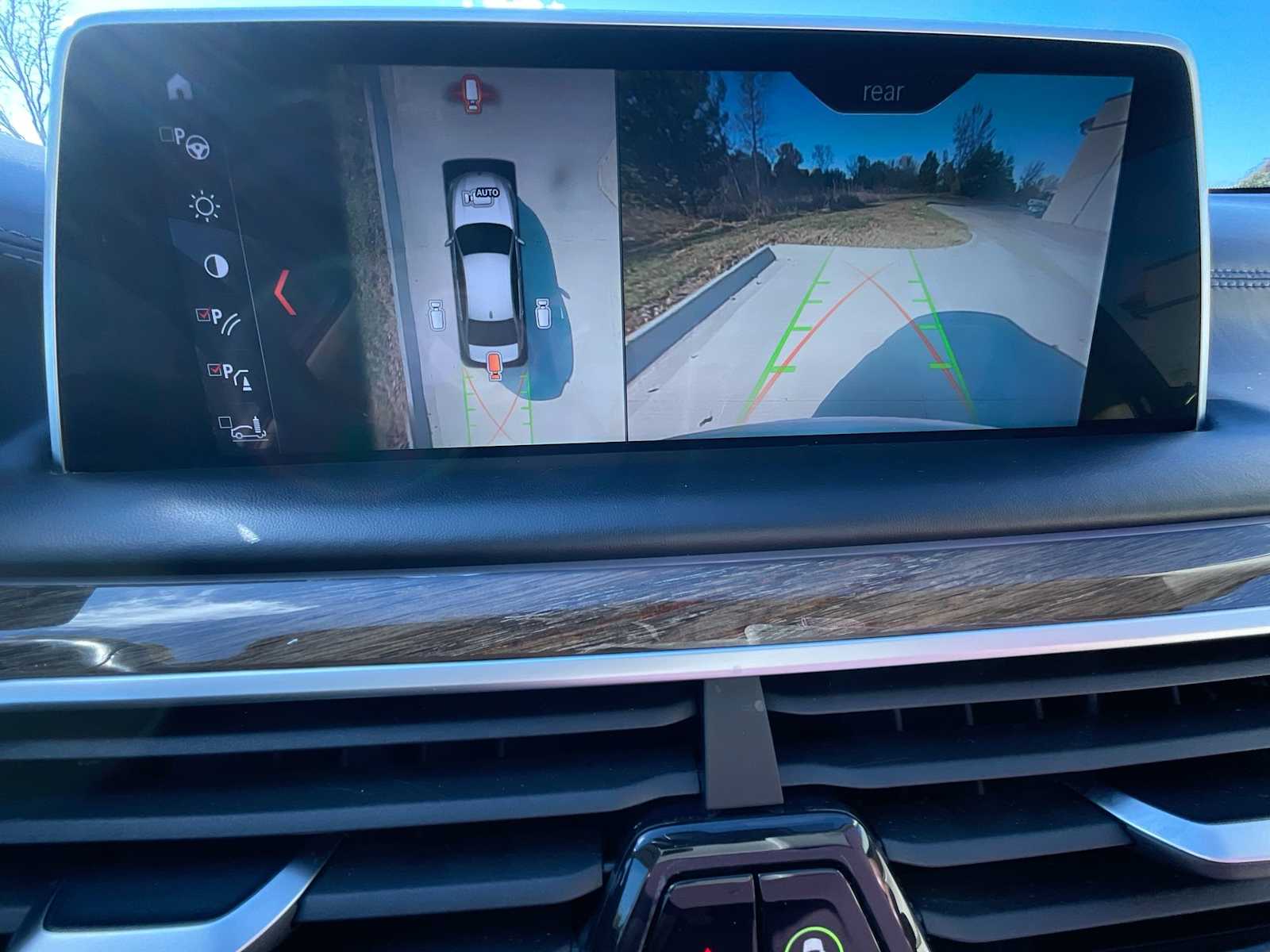 Thumbnail: 2018 BMW 7 Series - 33