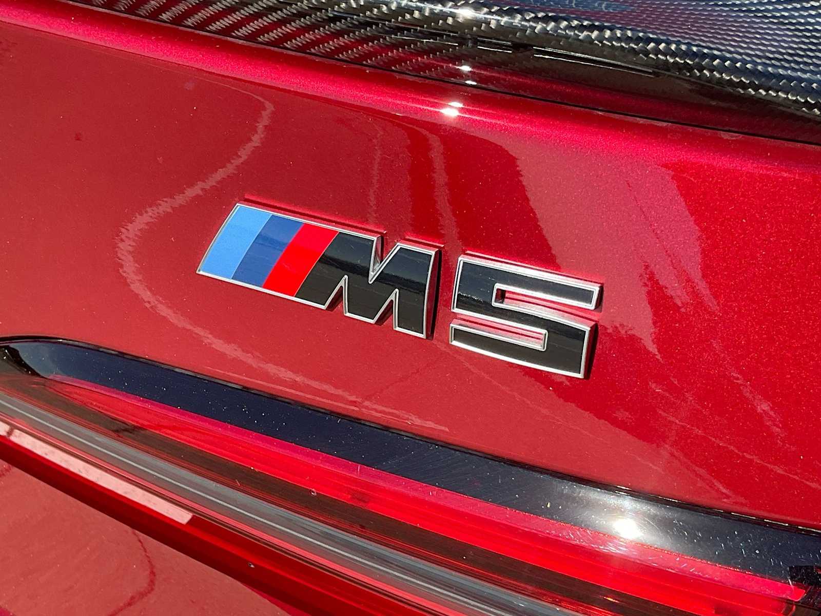 Thumbnail: 2025 BMW M5 - 13