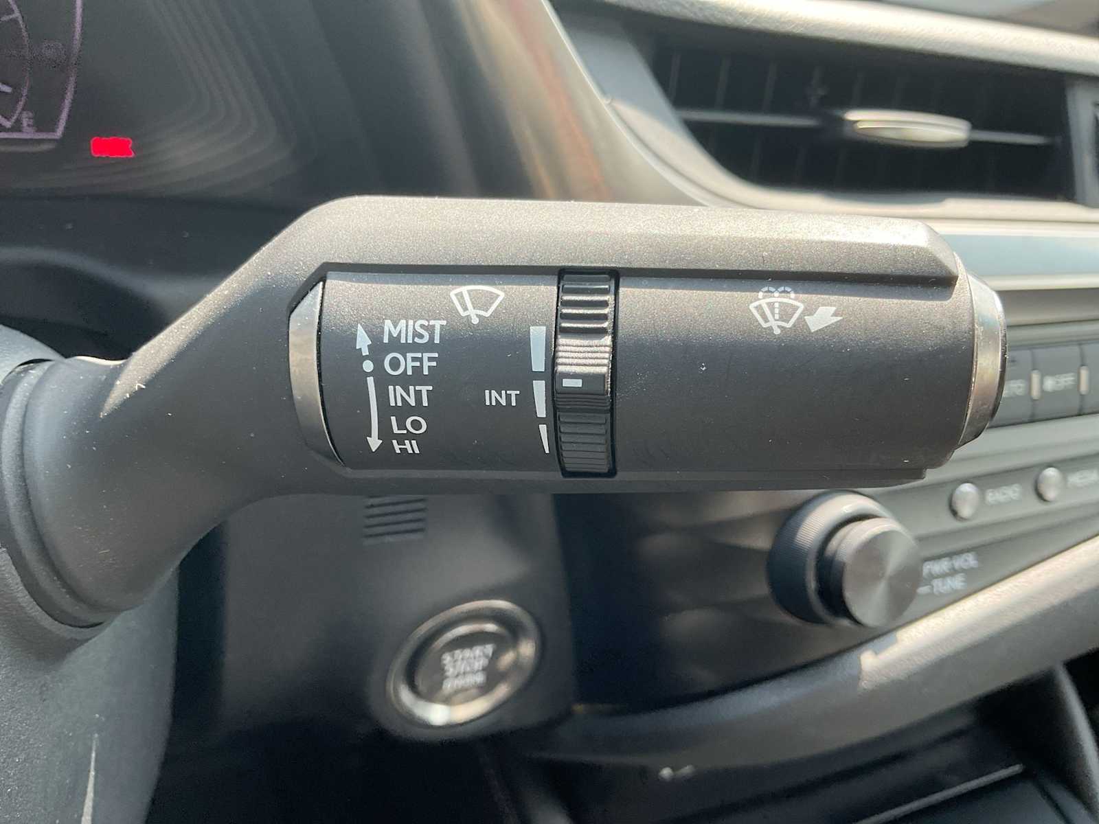 2020 Lexus ES 350 27
