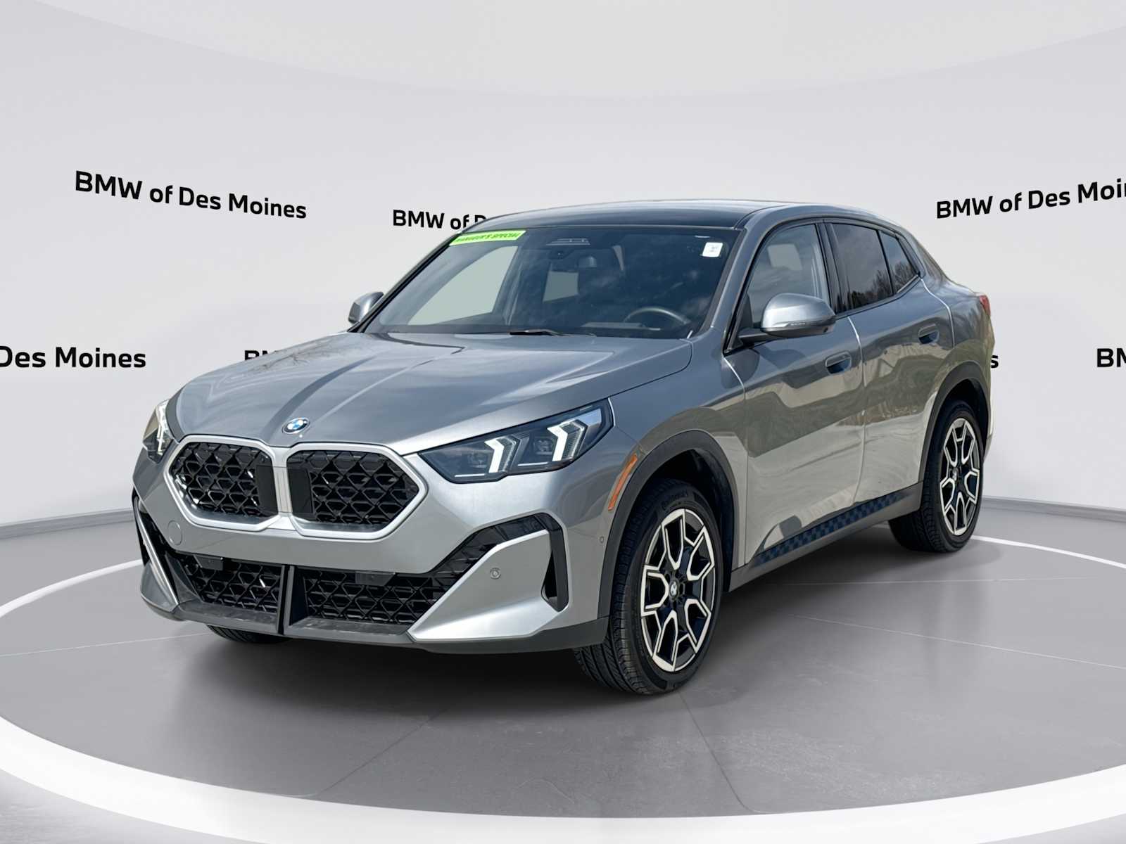 2025 BMW X2 xDrive28i's photo