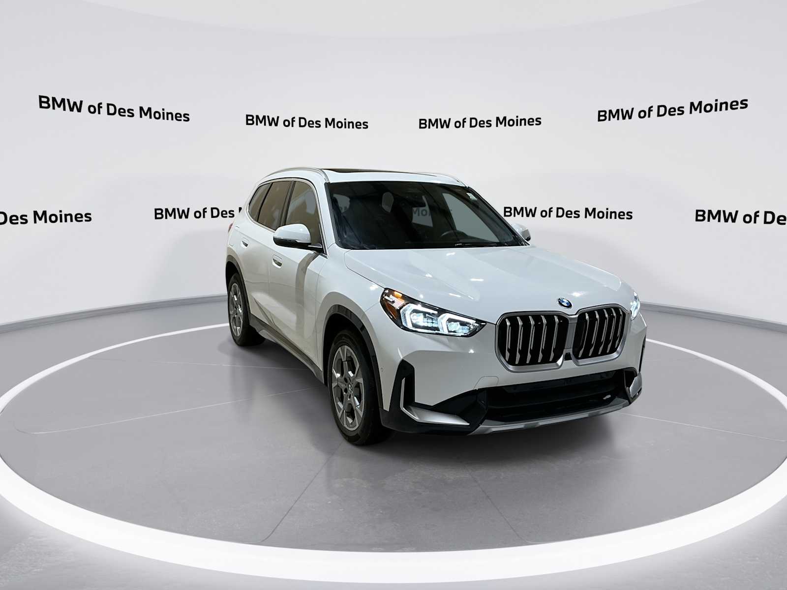 Thumbnail: 2025 BMW X1 - 2