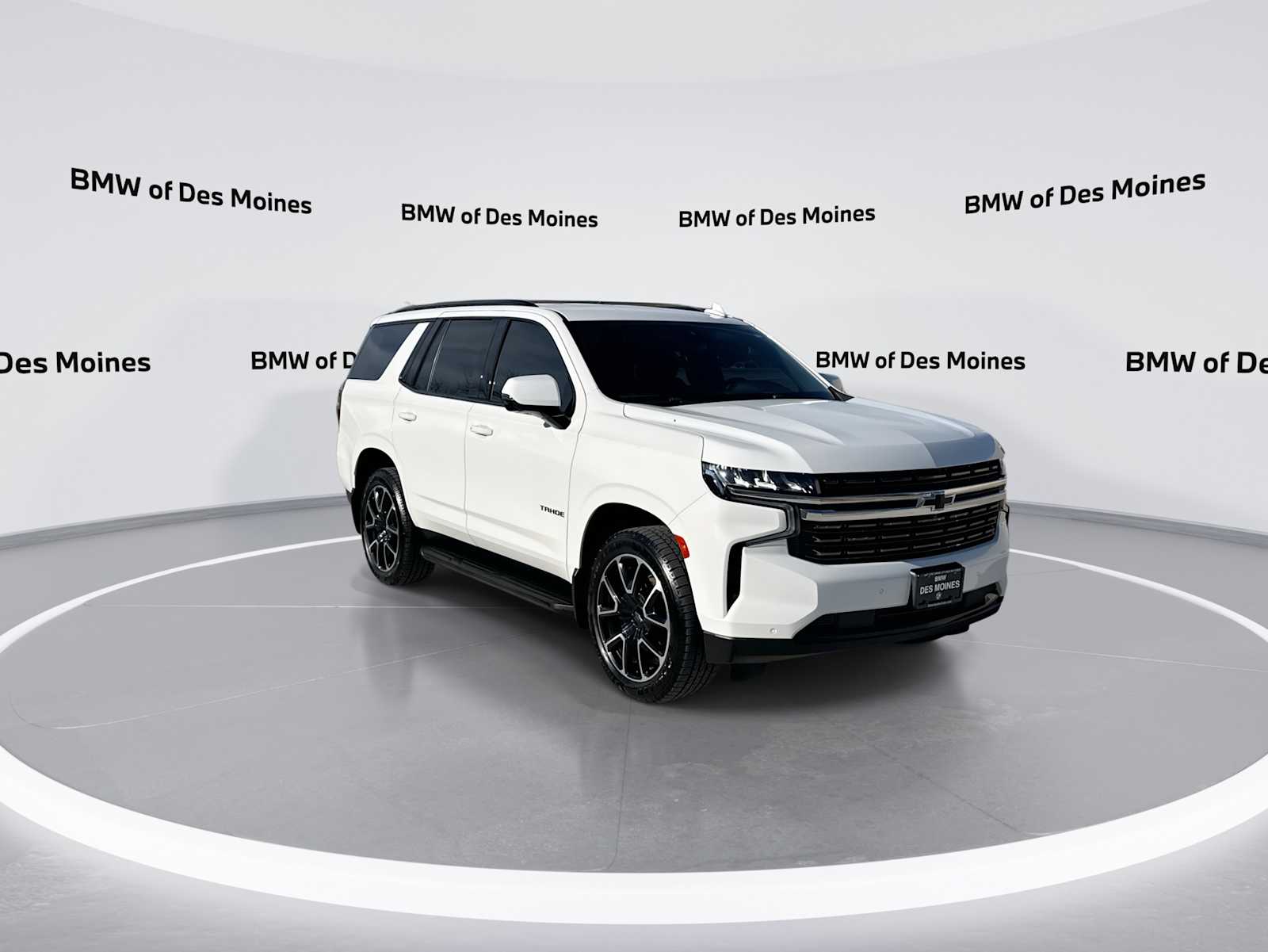 Thumbnail: 2022 Chevrolet Tahoe - 2