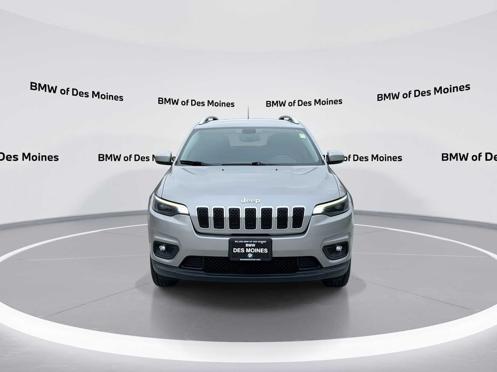 Thumbnail: 2019 Jeep Cherokee - 3