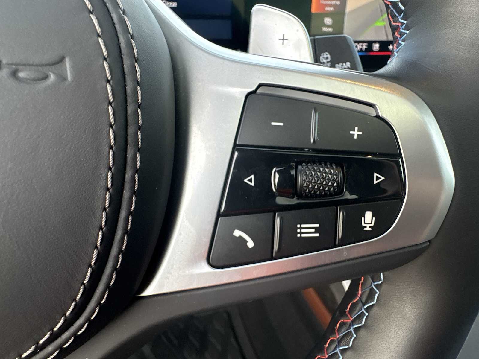 Thumbnail: 2025 BMW X7 - 32