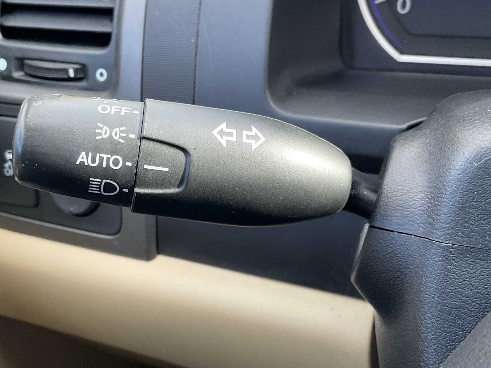 Thumbnail: 2011 Honda CR-V - 28