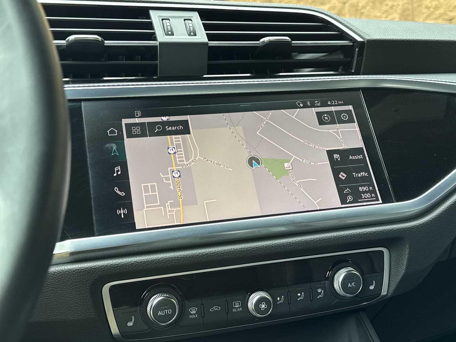 Thumbnail: 2020 Audi Q3 - 31