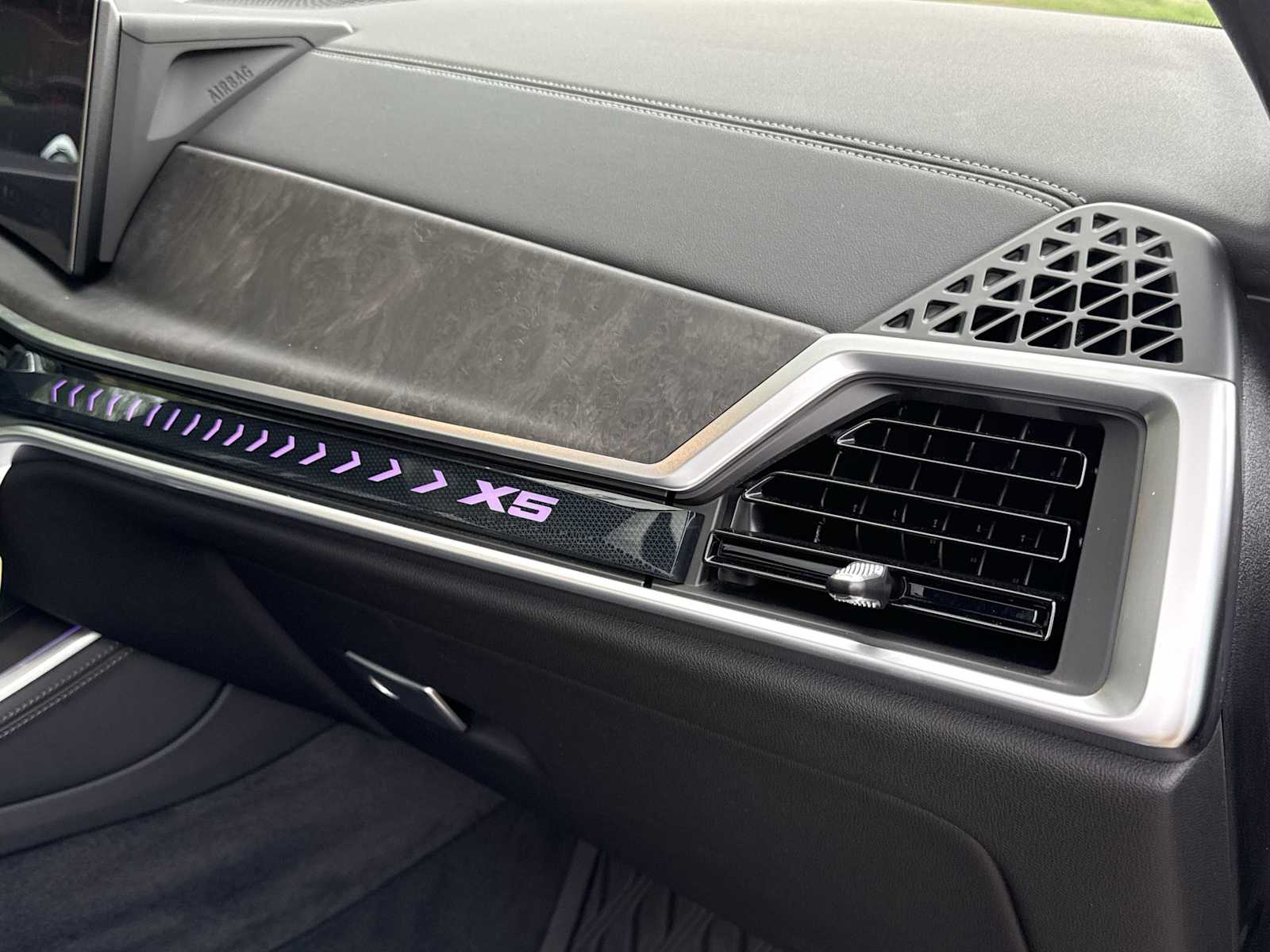 Thumbnail: 2026 BMW X5 - 44
