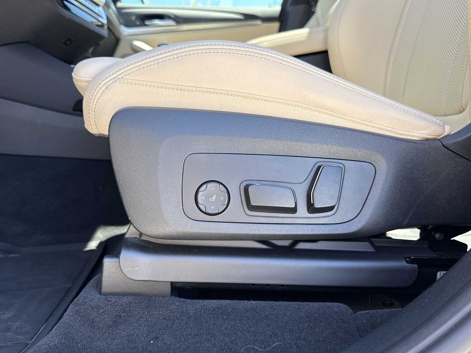 Thumbnail: 2024 BMW X3 - 17