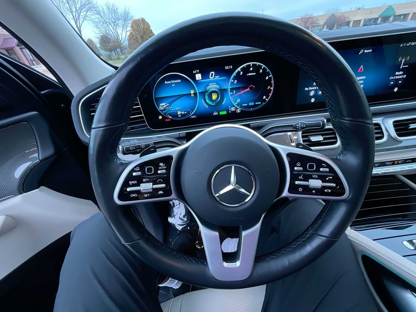 Thumbnail: 2021 Mercedes-Benz GLE - 25