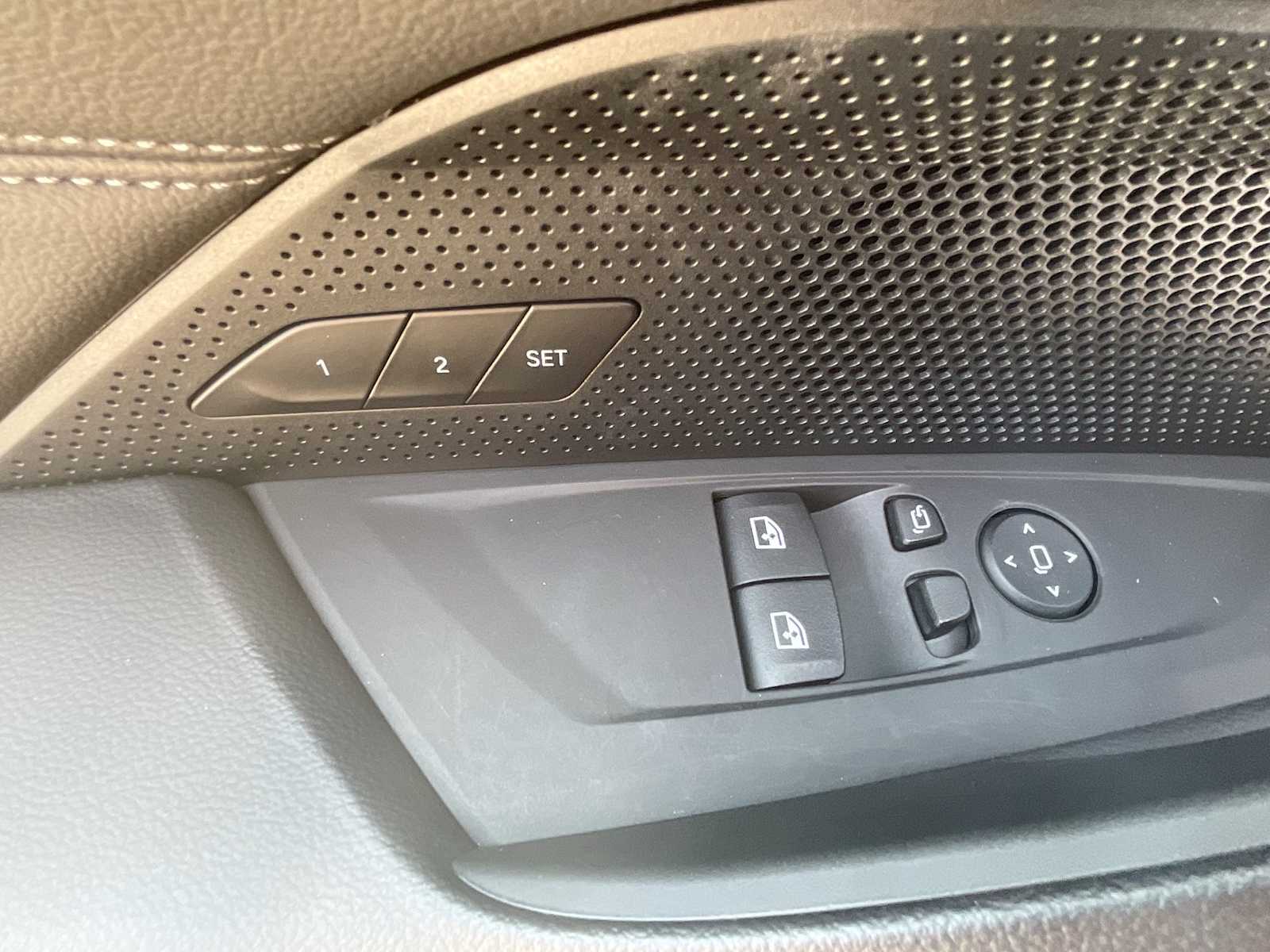 Thumbnail: 2025 BMW 4 Series - 17