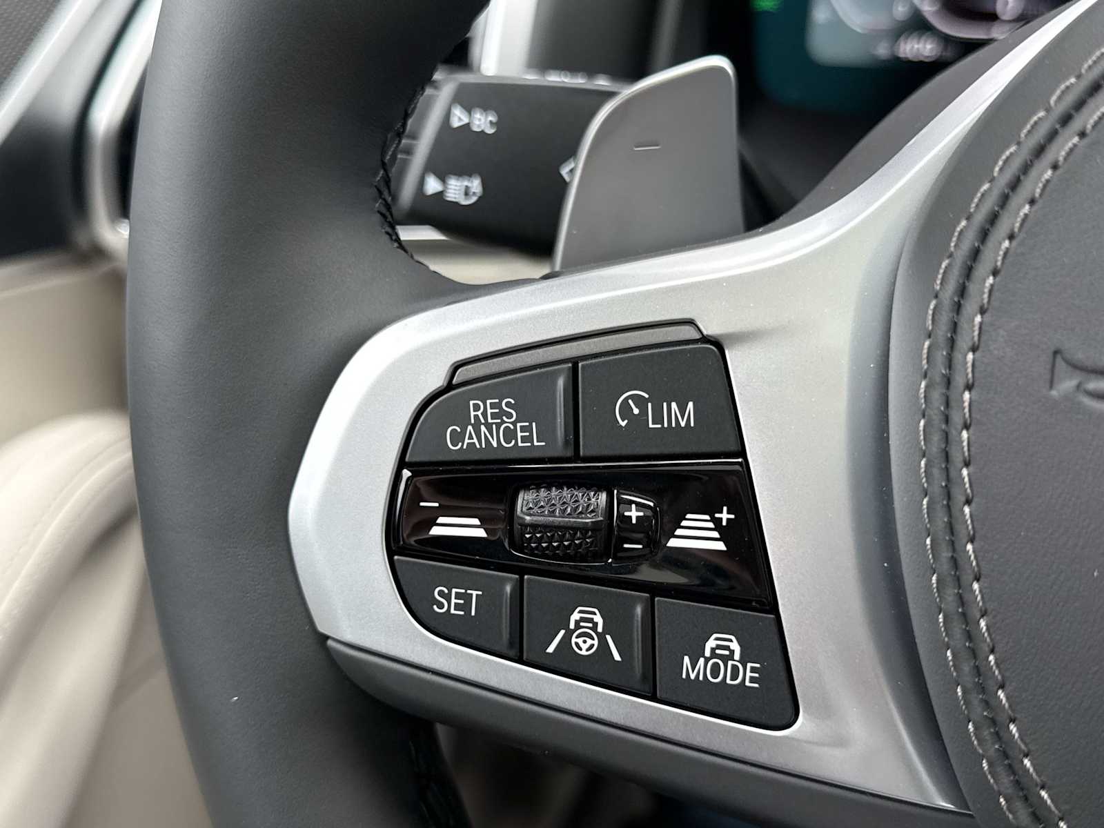 2026 BMW 8 Series 840i - Photo 26
