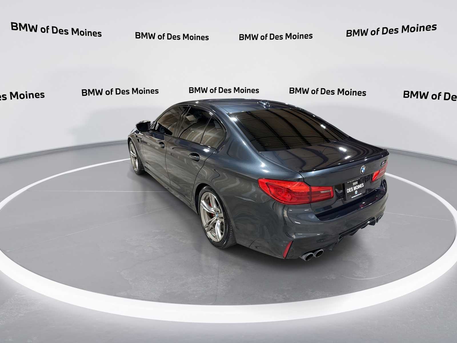 Thumbnail: 2019 BMW M5 - 6