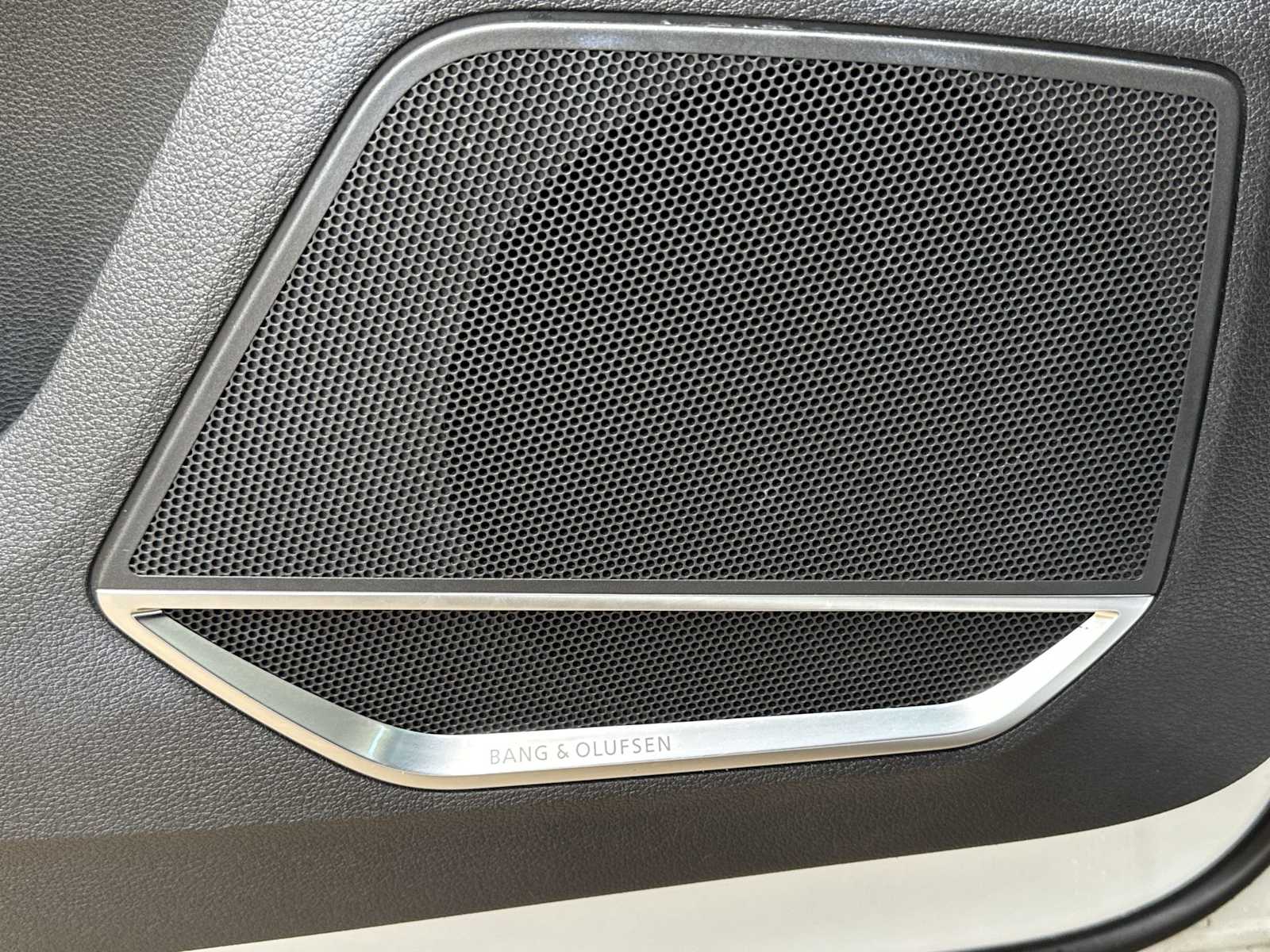 Thumbnail: 2020 Audi Q3 - 33