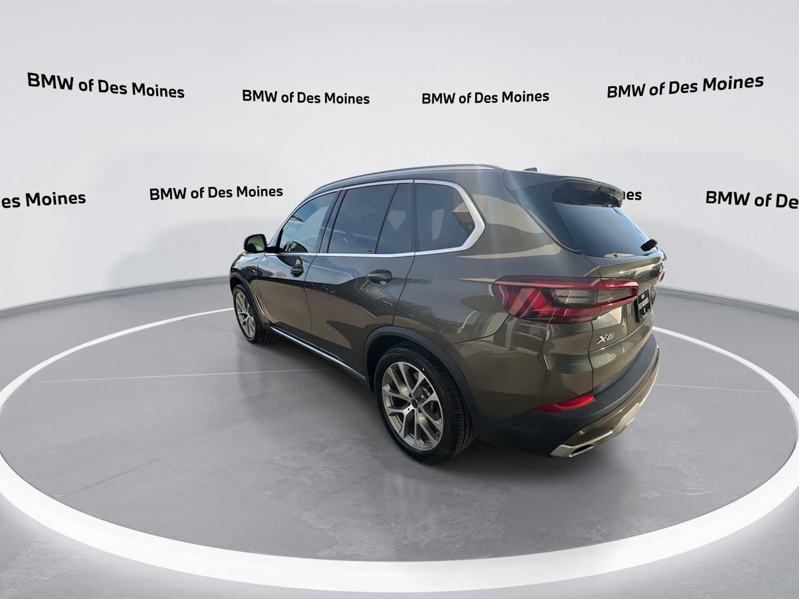 Thumbnail: 2023 BMW X5 - 6