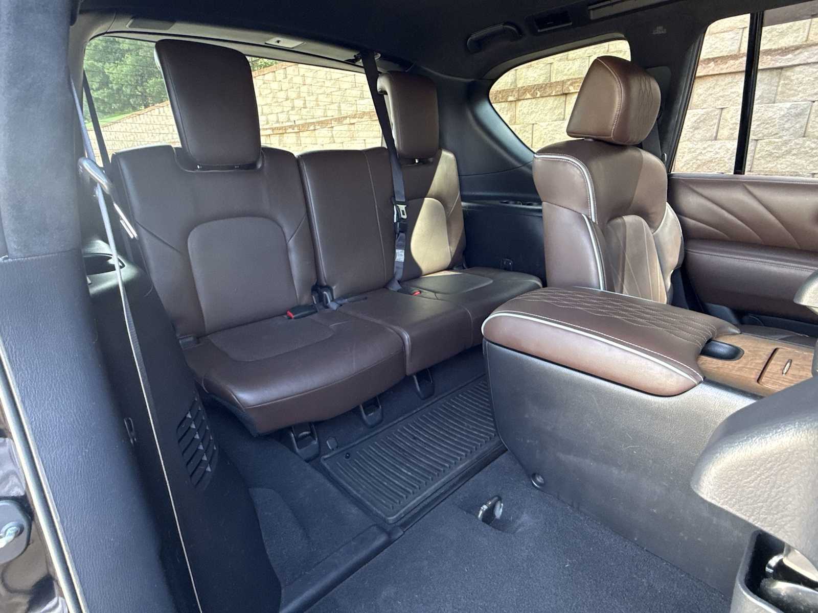 Thumbnail: 2015 INFINITI QX80 - 43