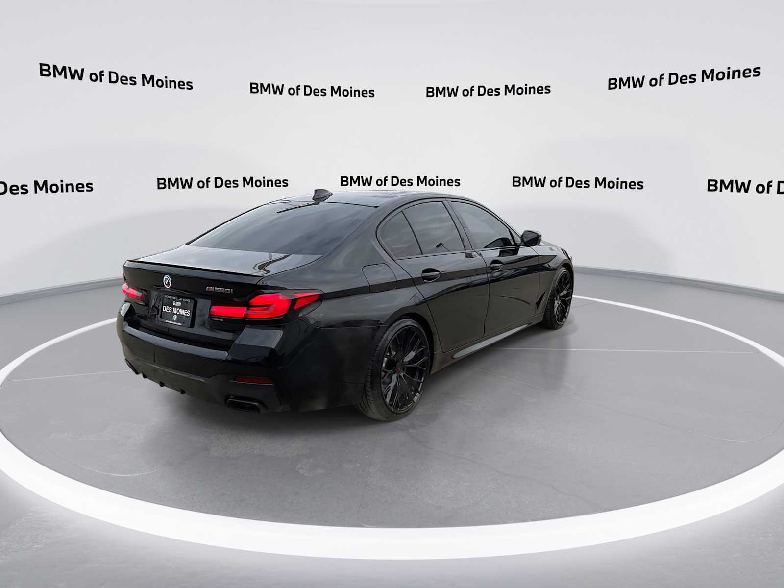 Thumbnail: 2022 BMW 5 Series - 8