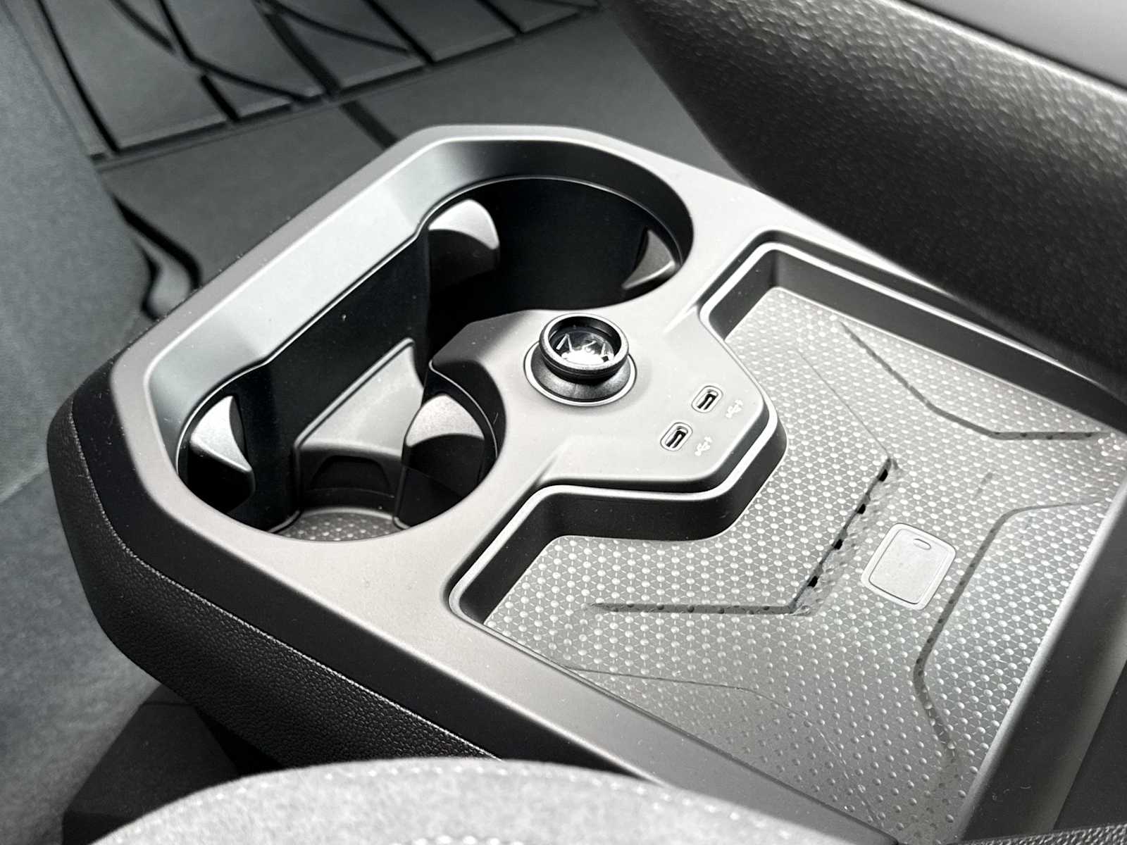 Thumbnail: 2026 BMW iX - 33