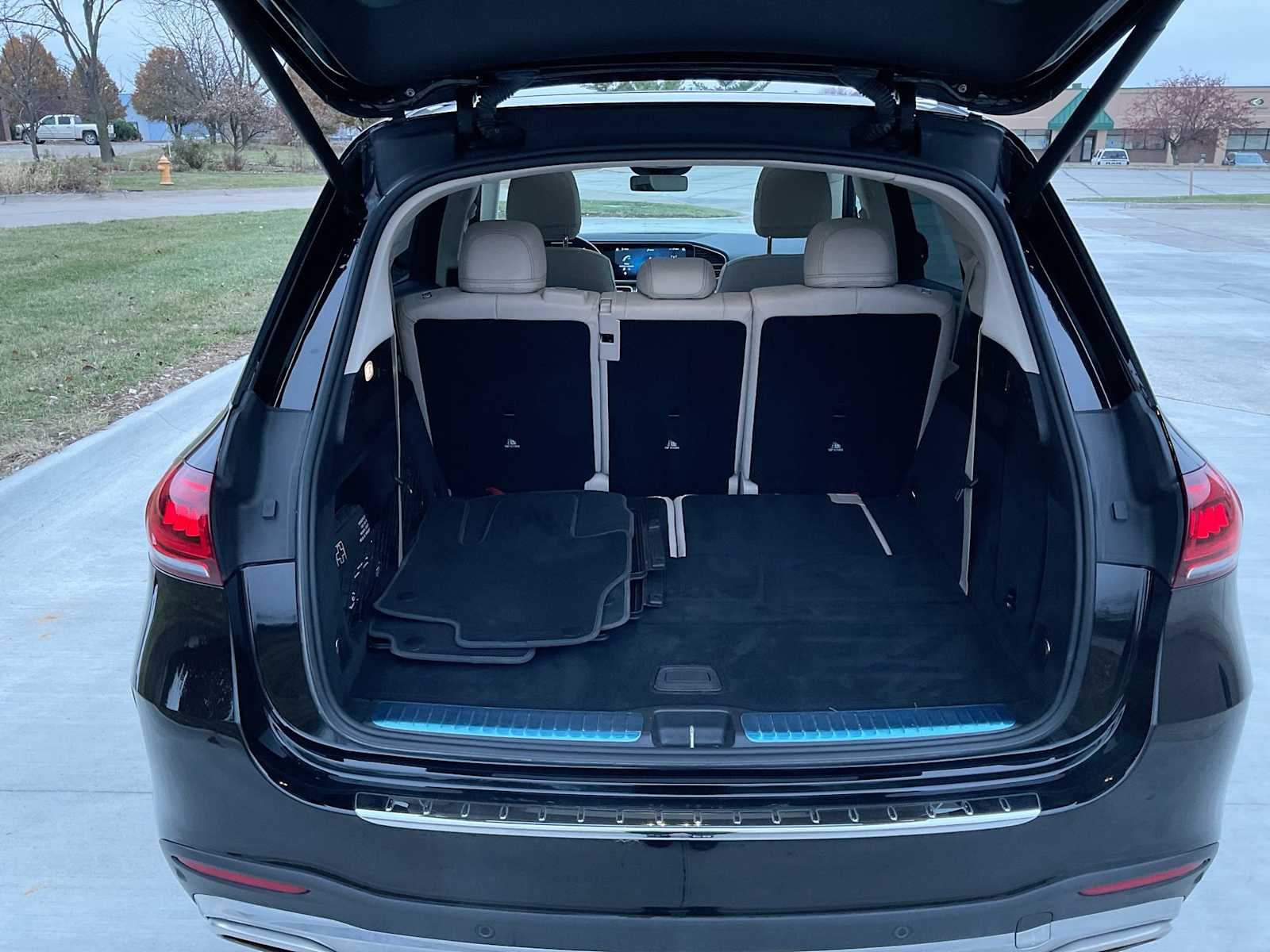 Thumbnail: 2021 Mercedes-Benz GLE - 37