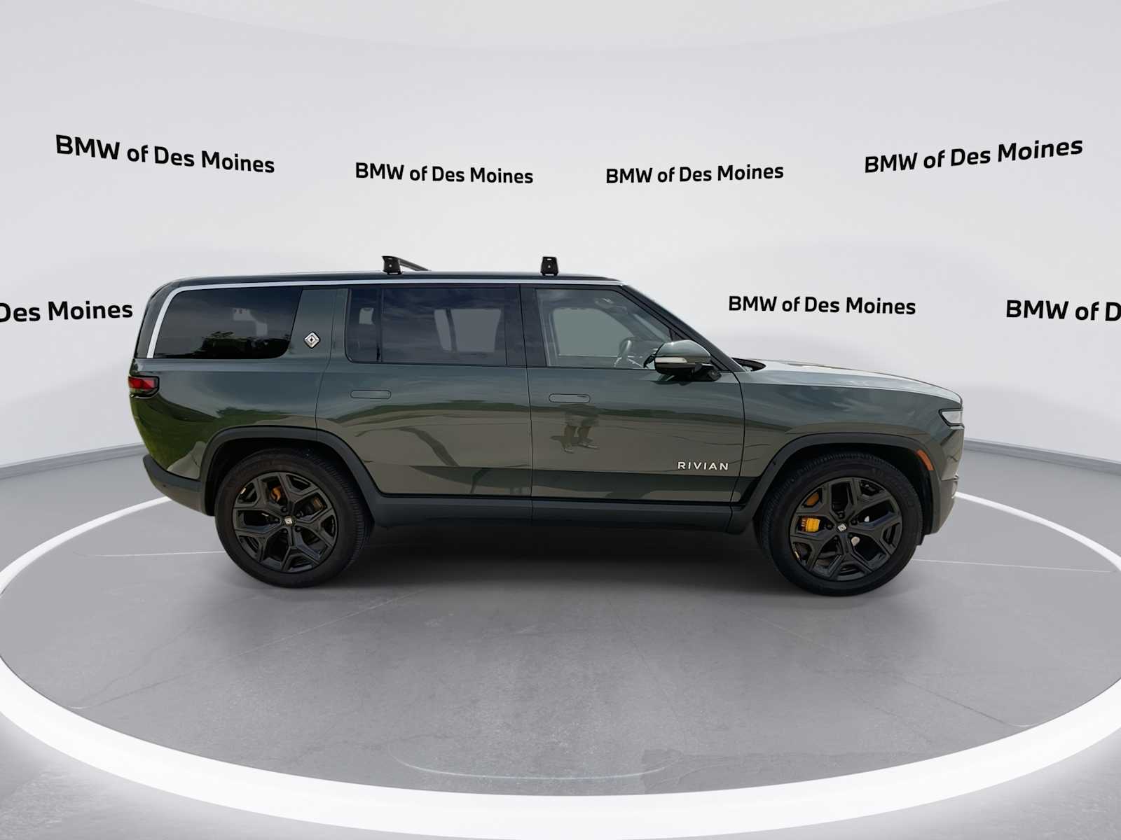 Thumbnail: 2023 Rivian R1S - 9