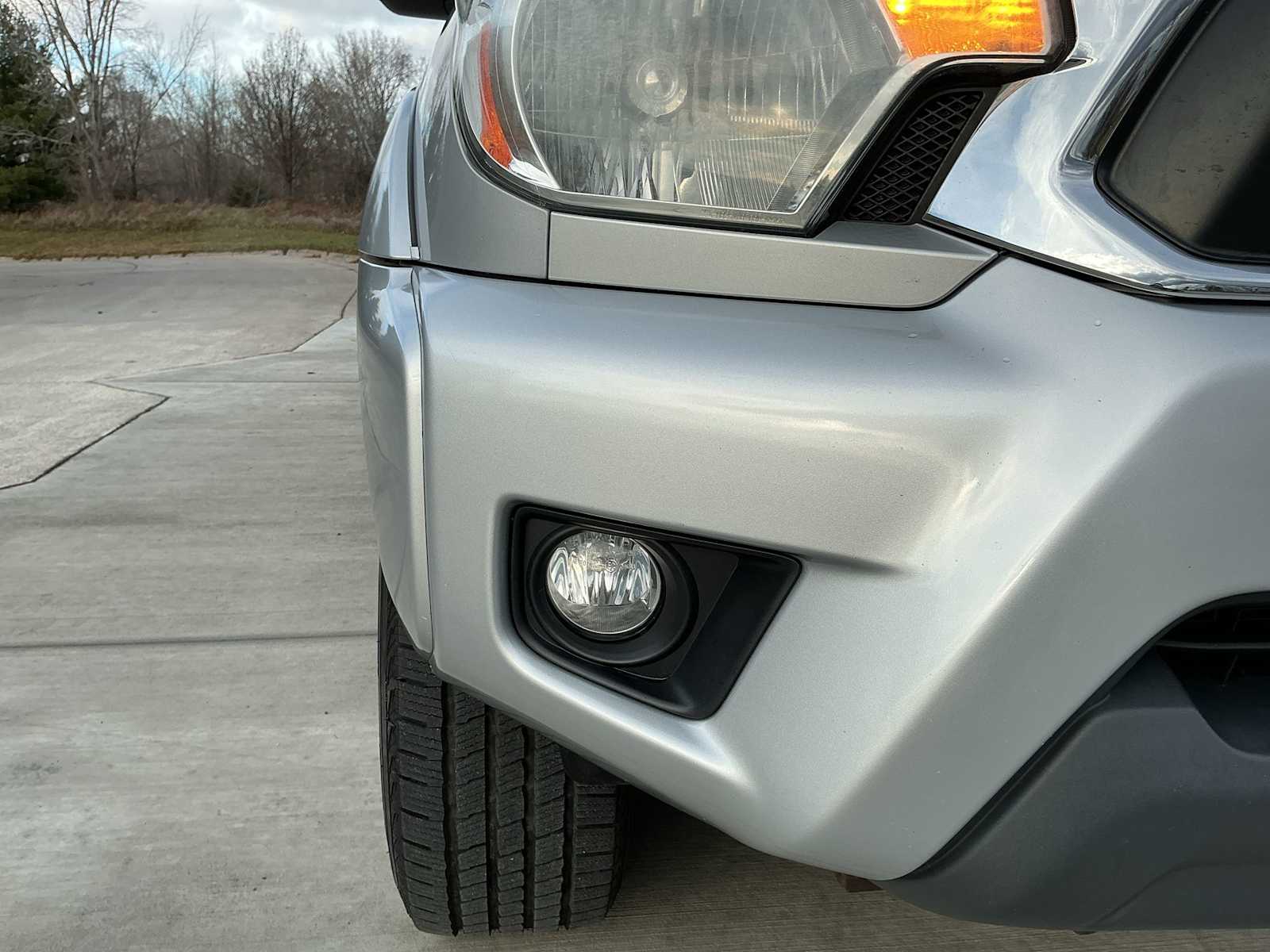 Thumbnail: 2012 Toyota Tacoma - 14