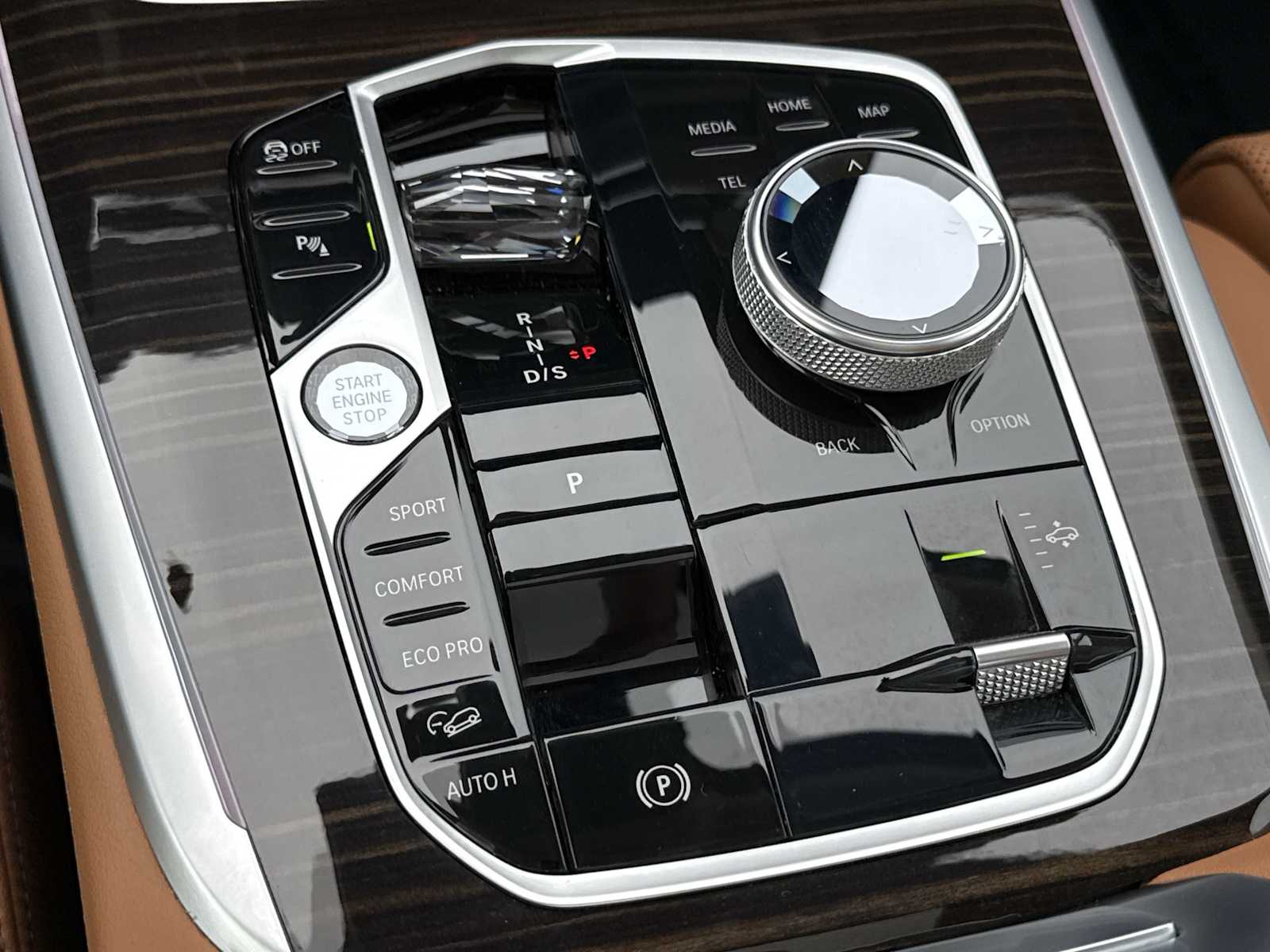 Thumbnail: 2024 BMW X7 - 34