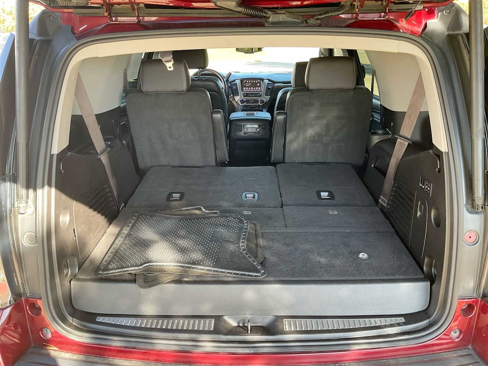 Thumbnail: 2016 GMC Yukon - 35