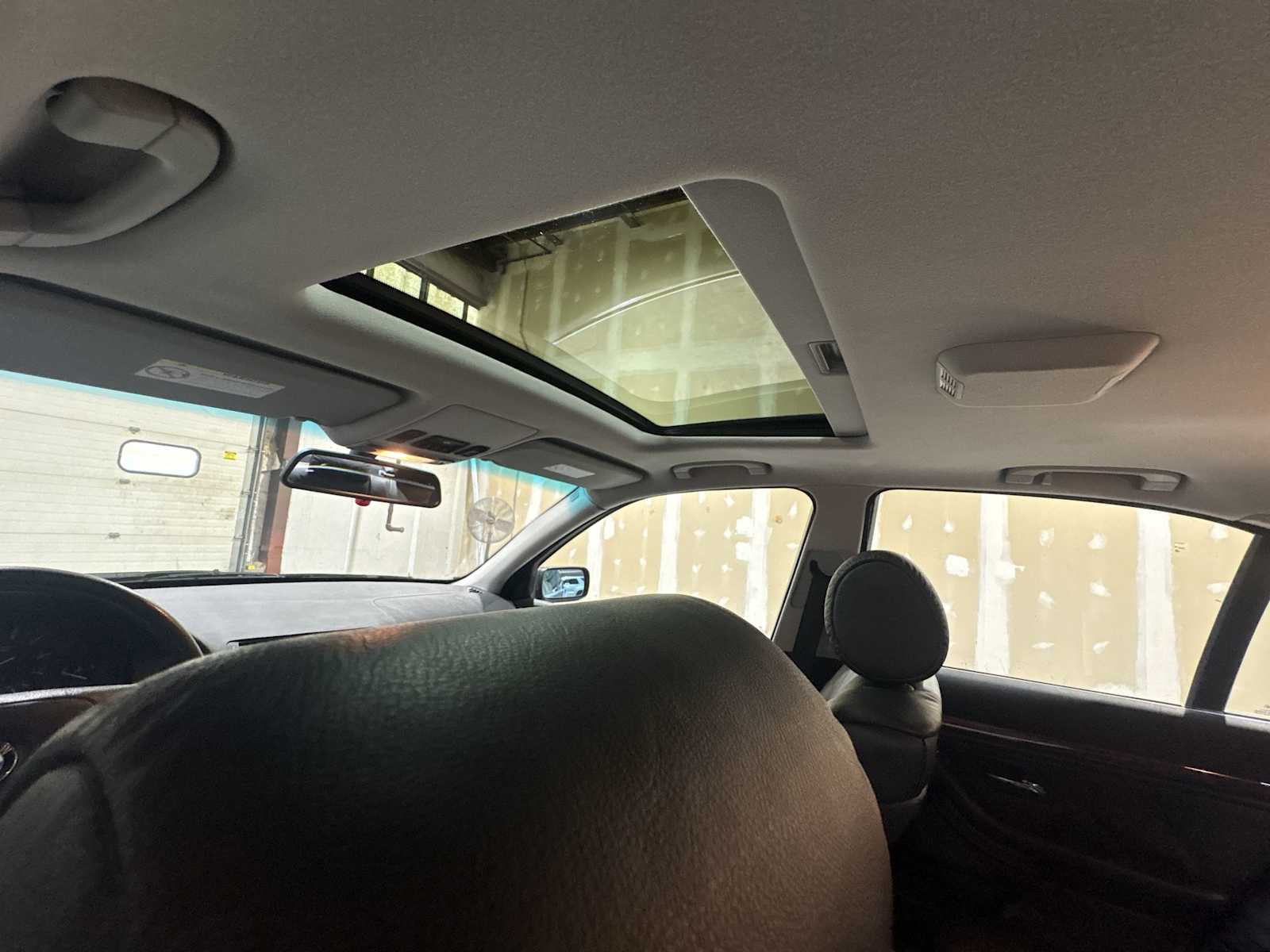 Thumbnail: 2001 BMW 5 Series - 18