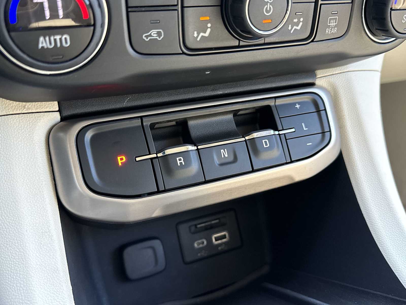 Thumbnail: 2021 GMC Acadia - 34