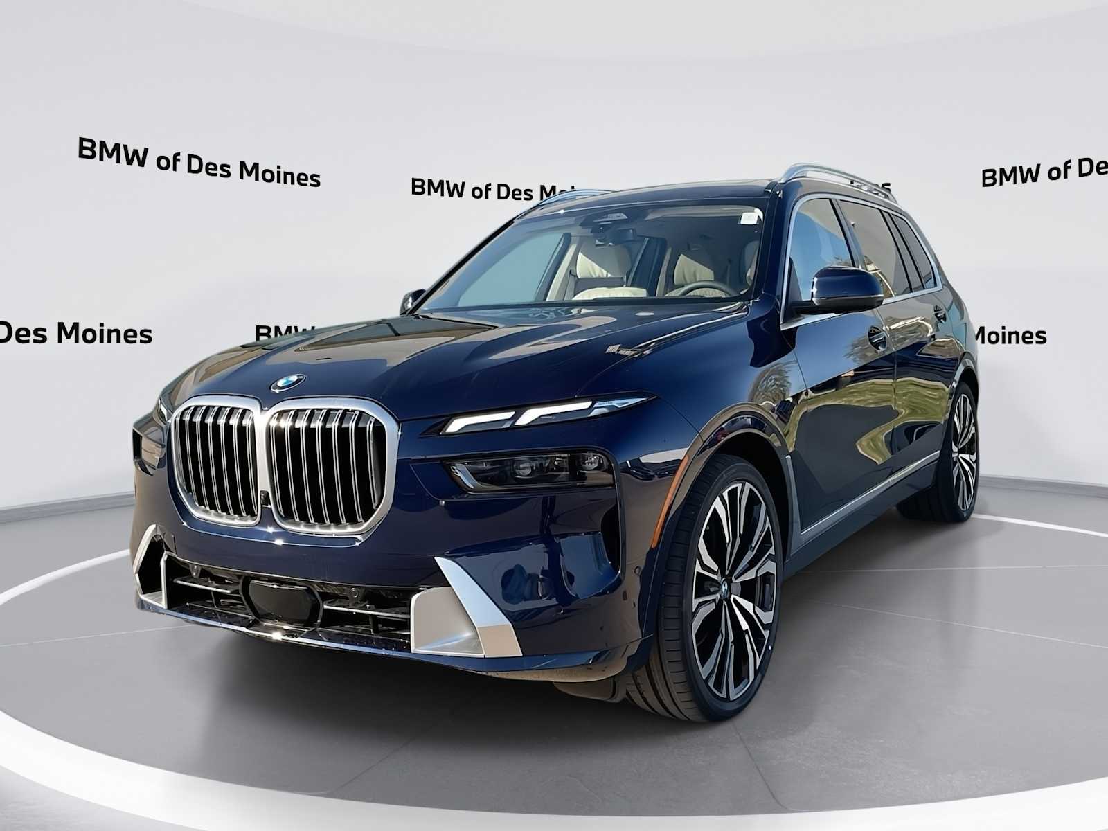 2025 BMW X7 xDrive40i -
                  Urbandale, IA