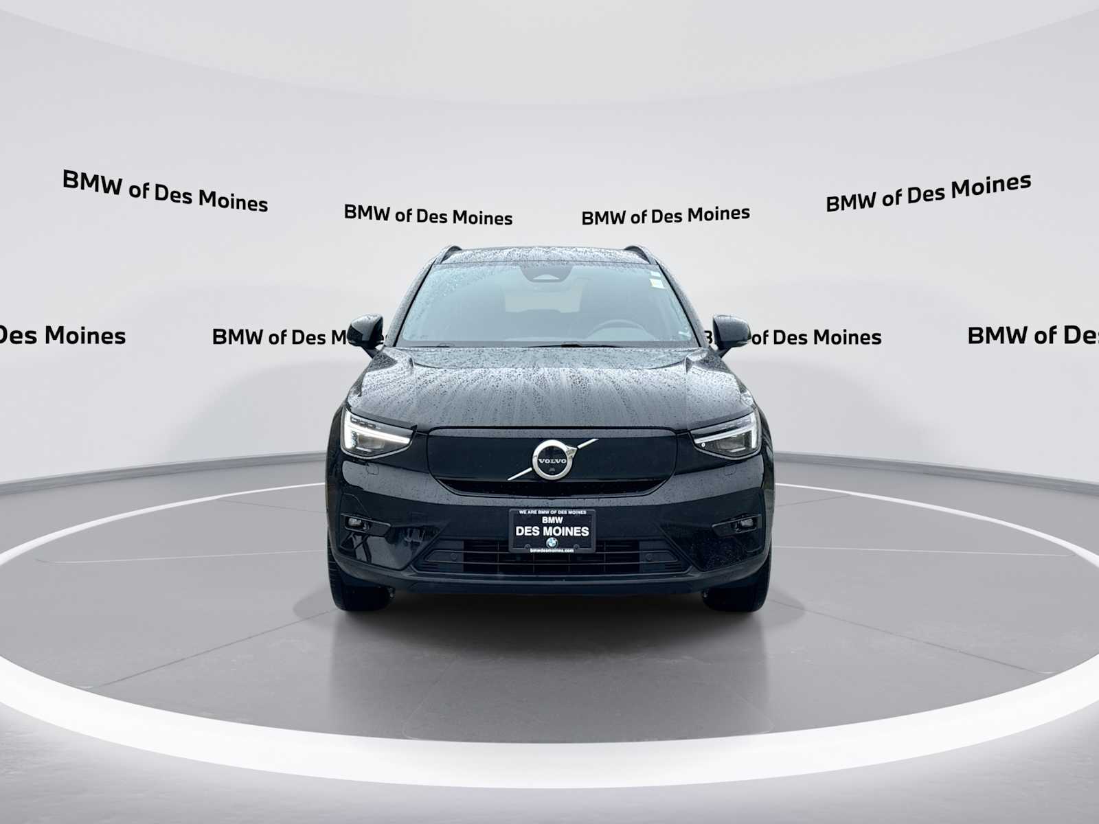 Thumbnail: 2023 Volvo XC40 - 3