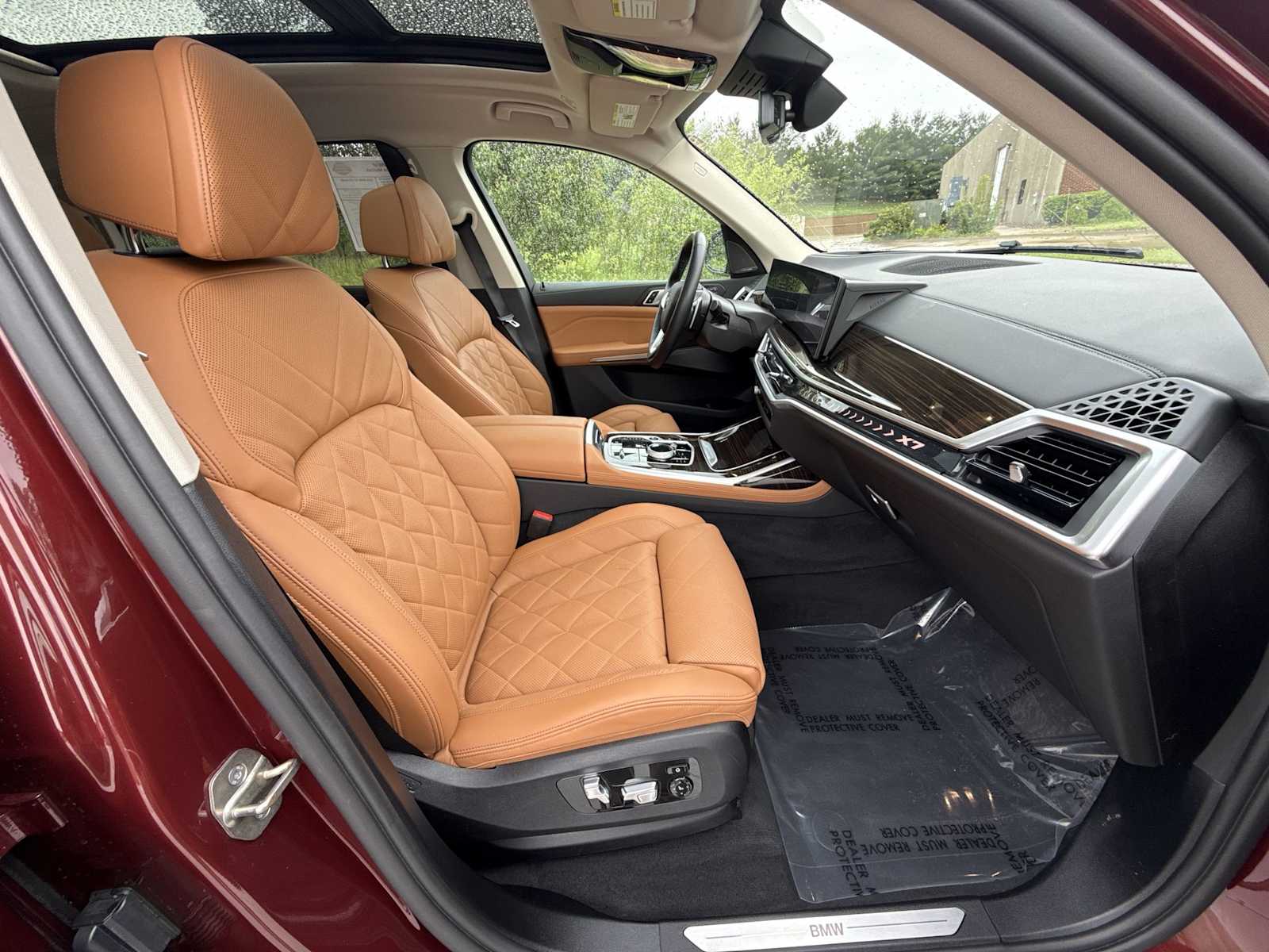 Thumbnail: 2024 BMW X7 - 24