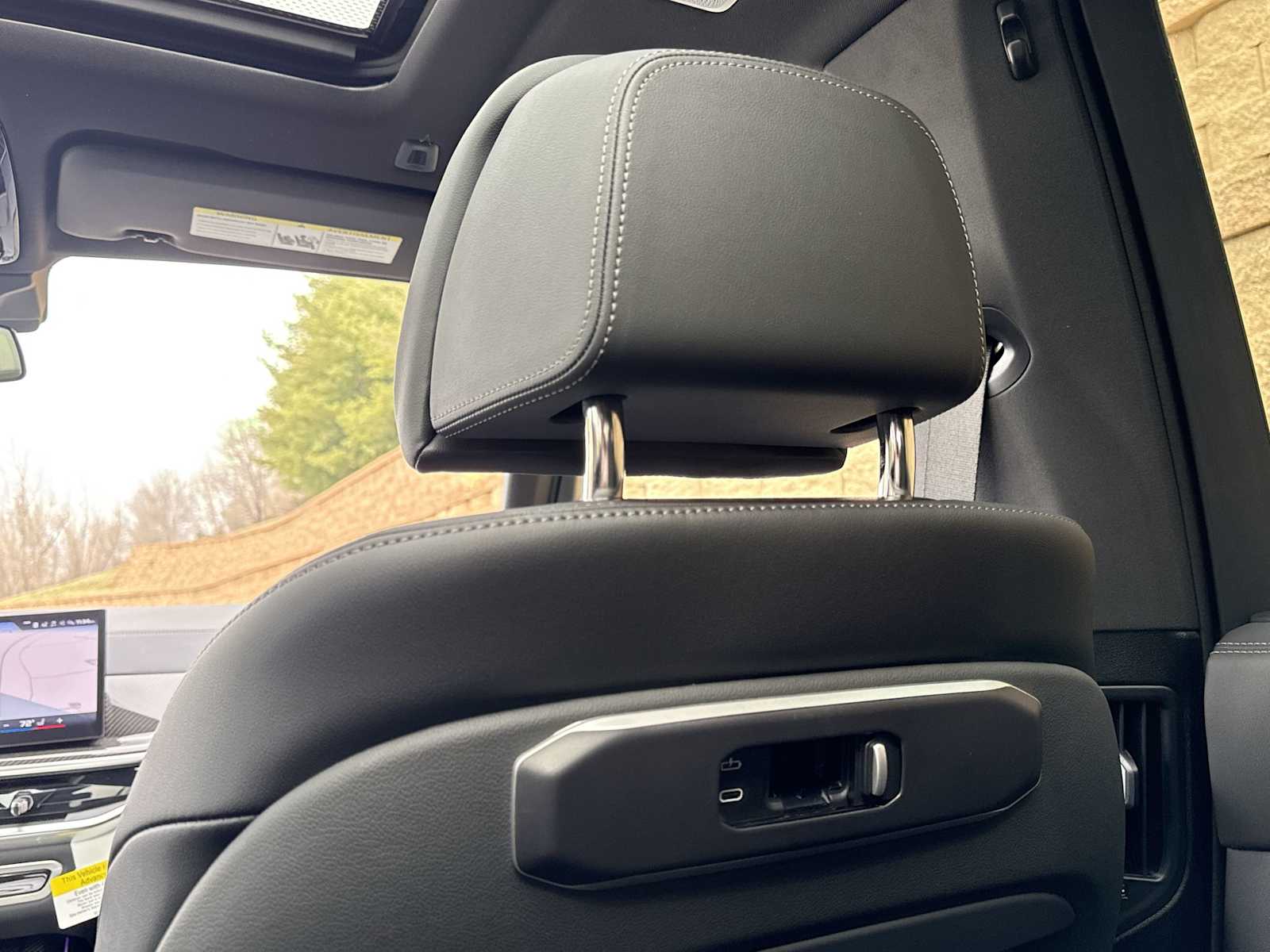 Thumbnail: 2026 BMW X5 - 42