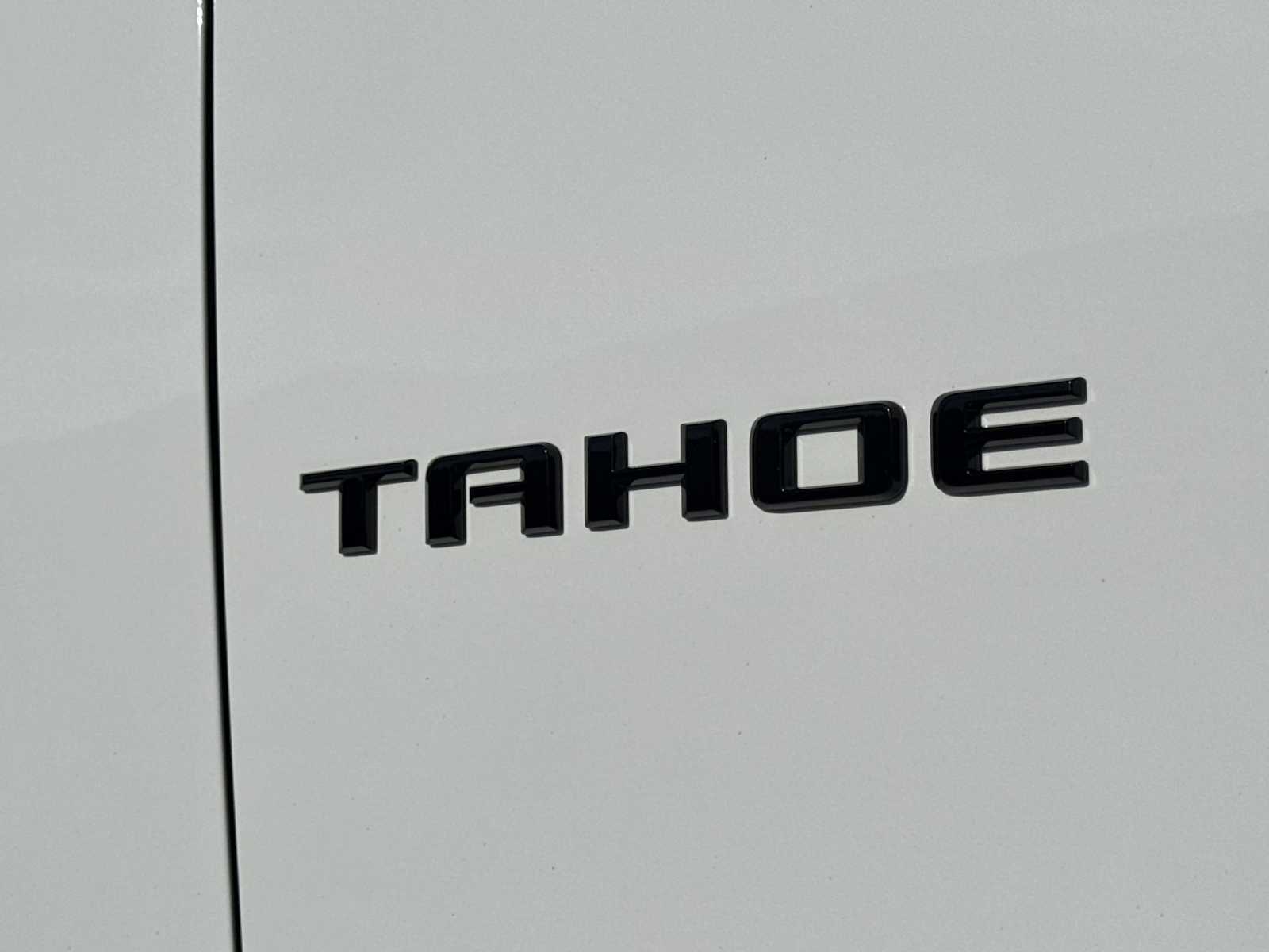 Thumbnail: 2022 Chevrolet Tahoe - 13