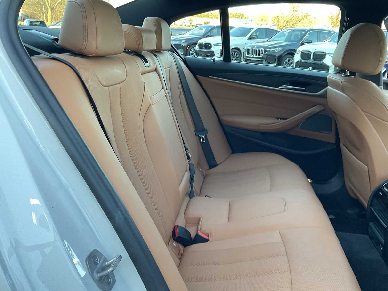 Thumbnail: 2023 BMW 5 Series - 21