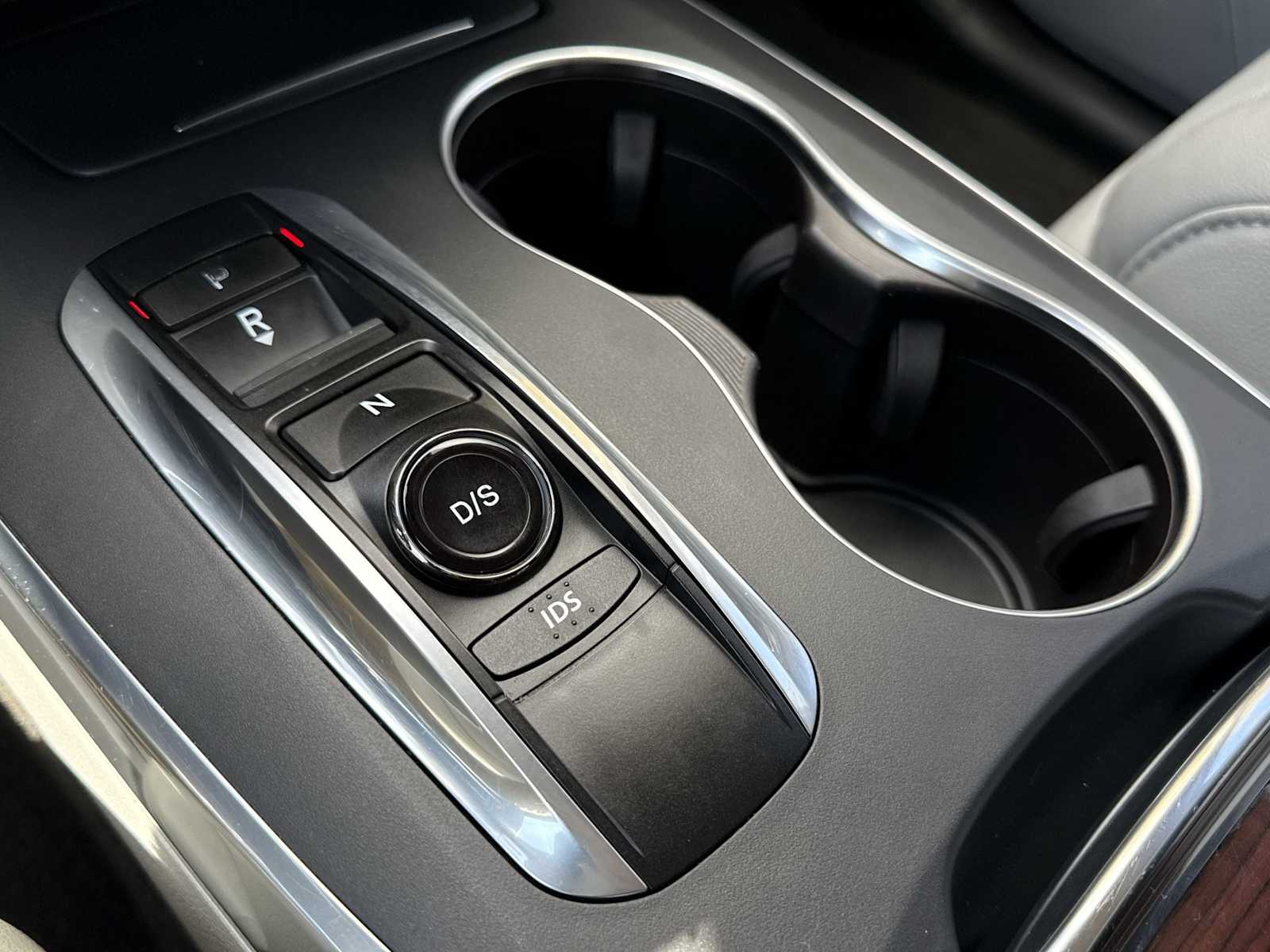 Thumbnail: 2016 Acura MDX - 35