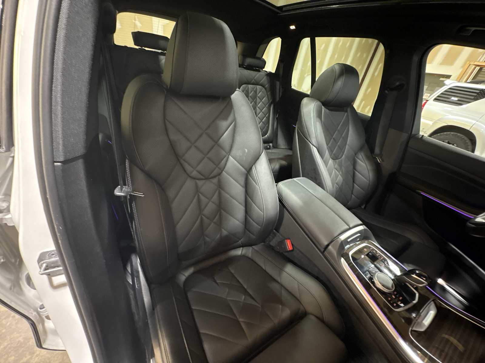 Thumbnail: 2023 BMW X5 - 21