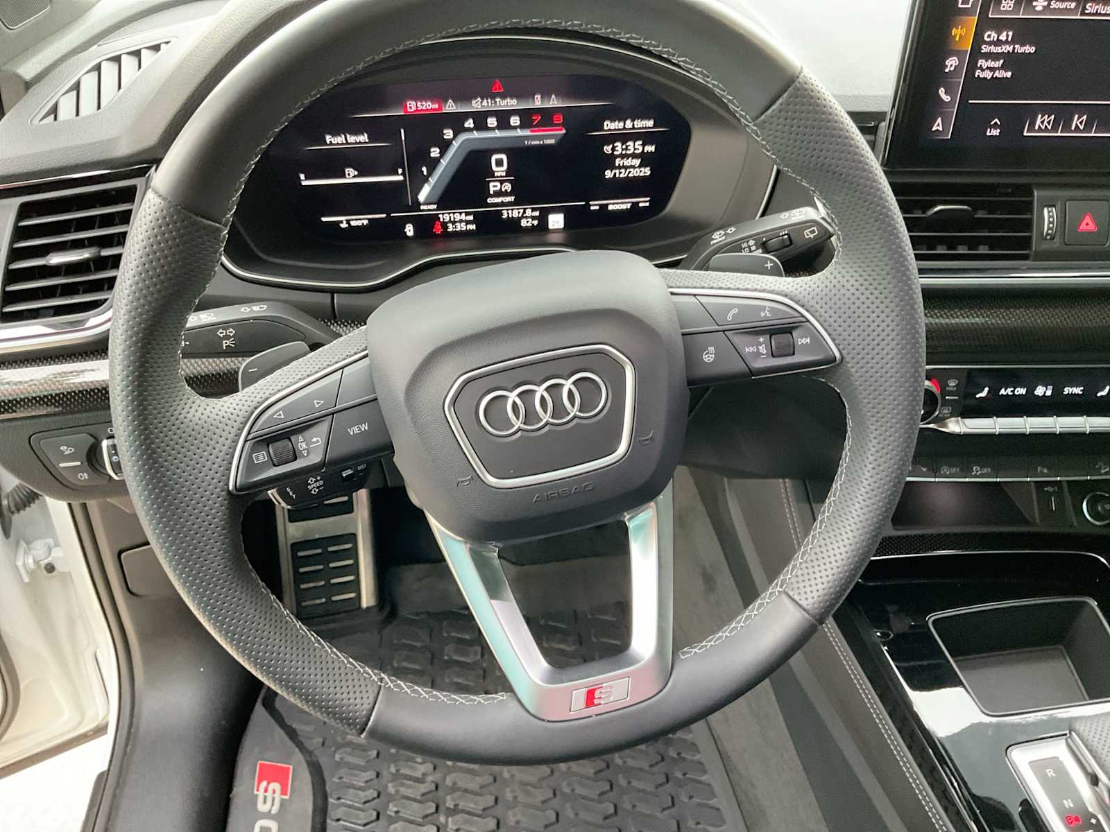 Thumbnail: 2024 Audi SQ5 - 24