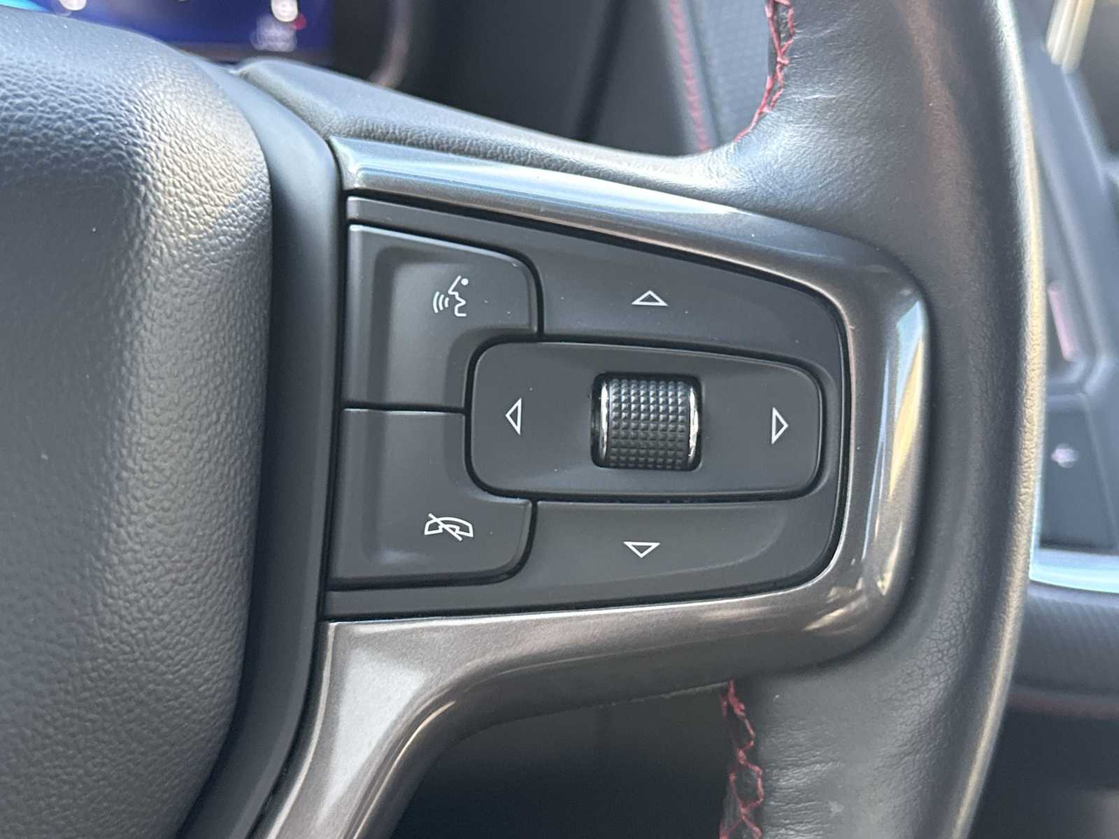 Thumbnail: 2022 Chevrolet Tahoe - 25