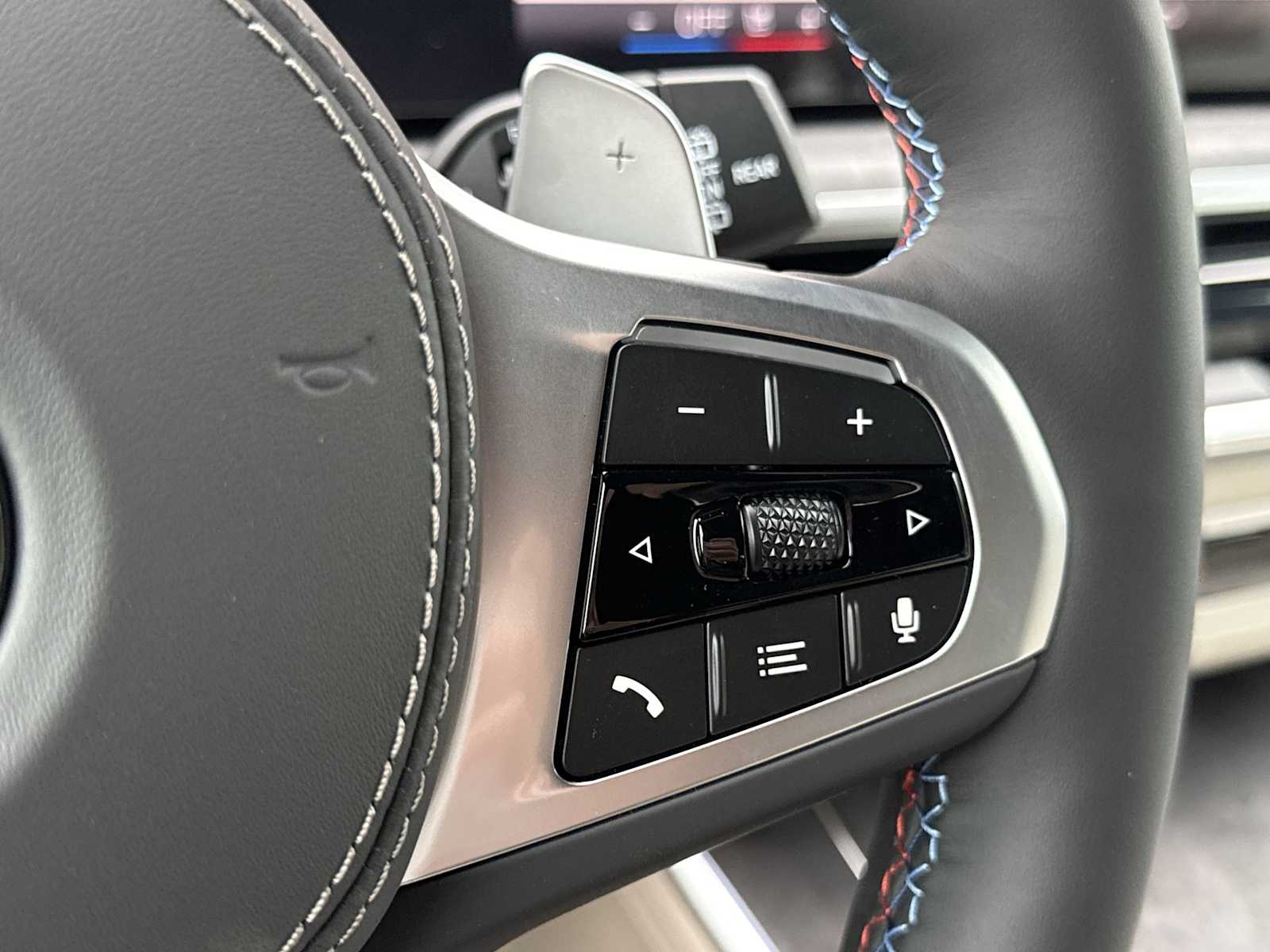 Thumbnail: 2026 BMW X5 - 27